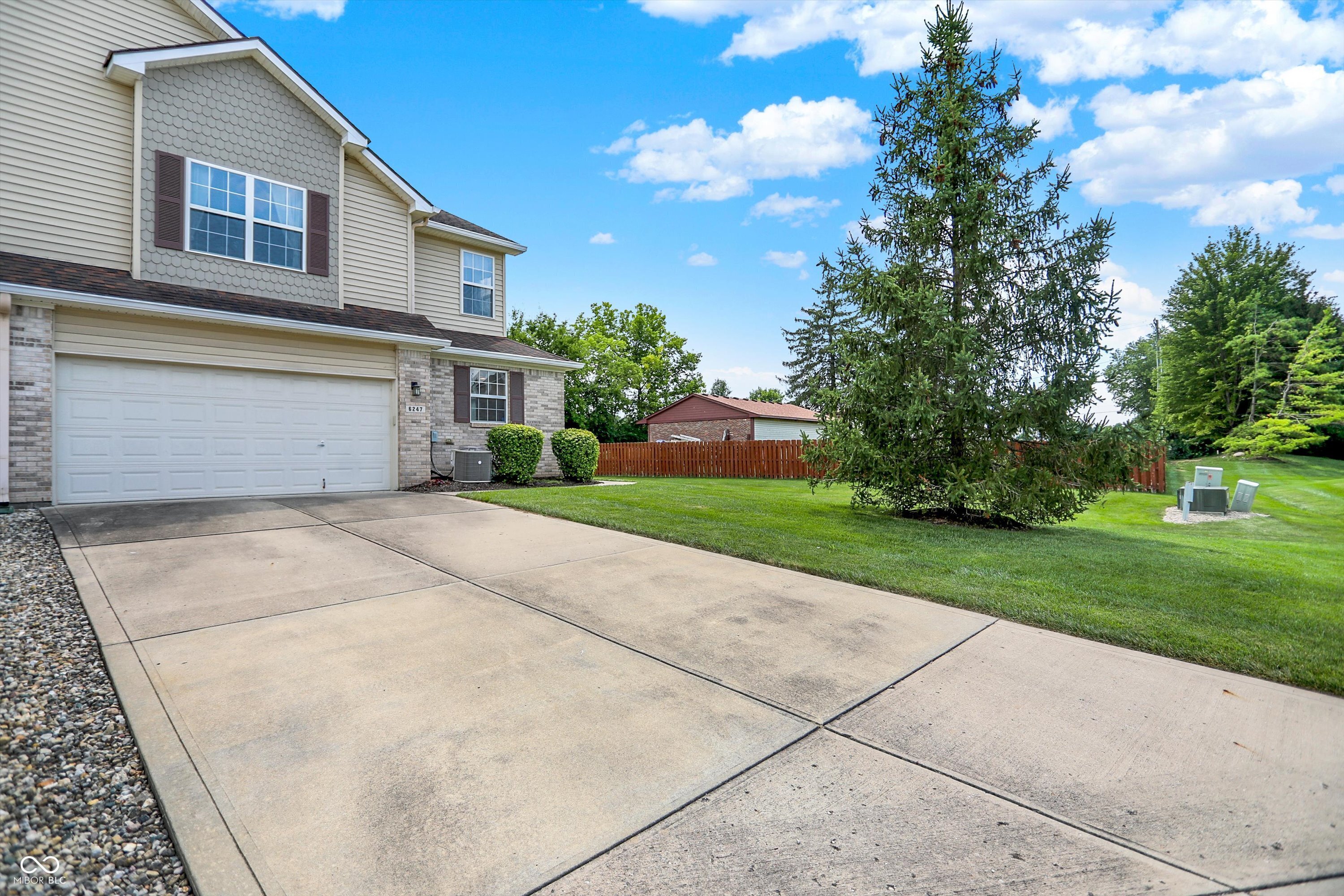 6247 Eller Creek Way
