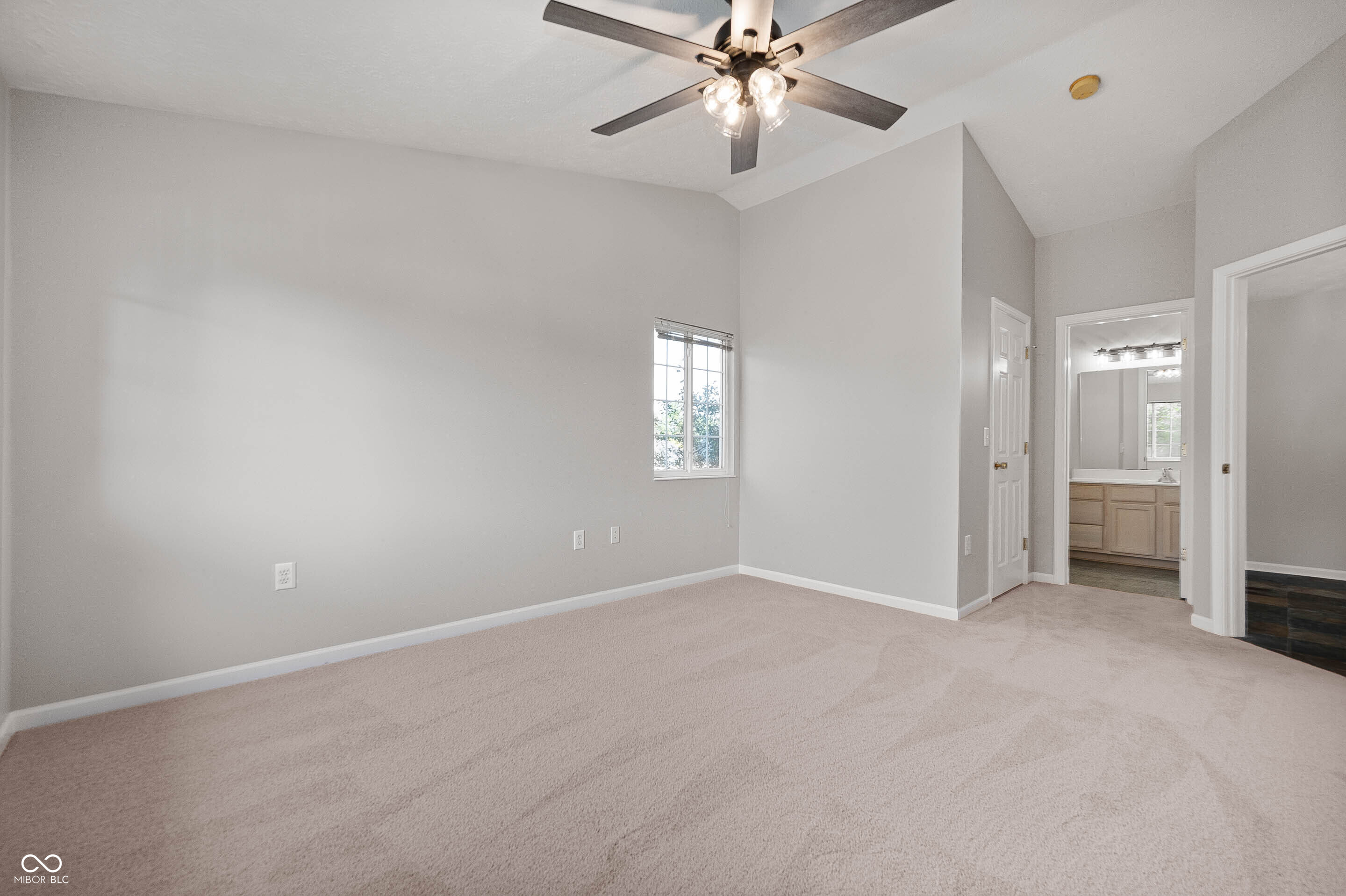 207 Keats Court Unit: APT 205