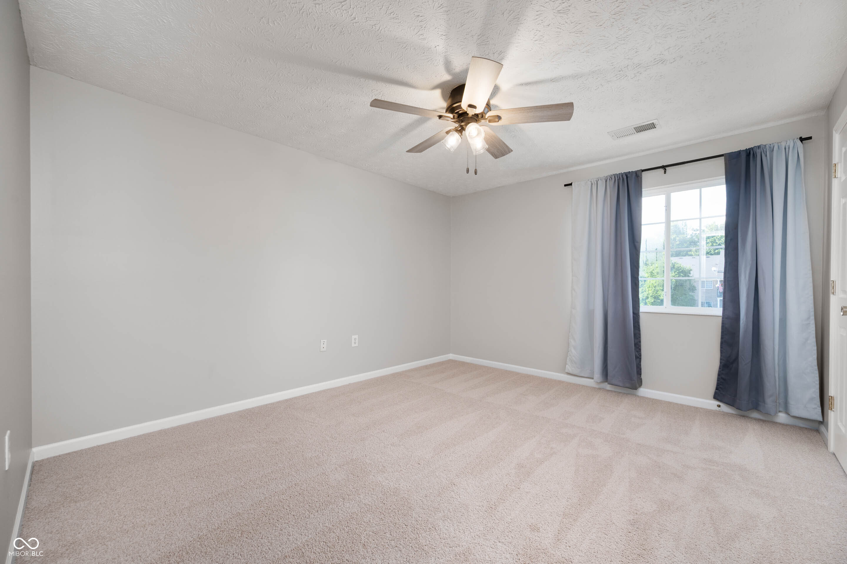 207 Keats Court Unit: APT 205
