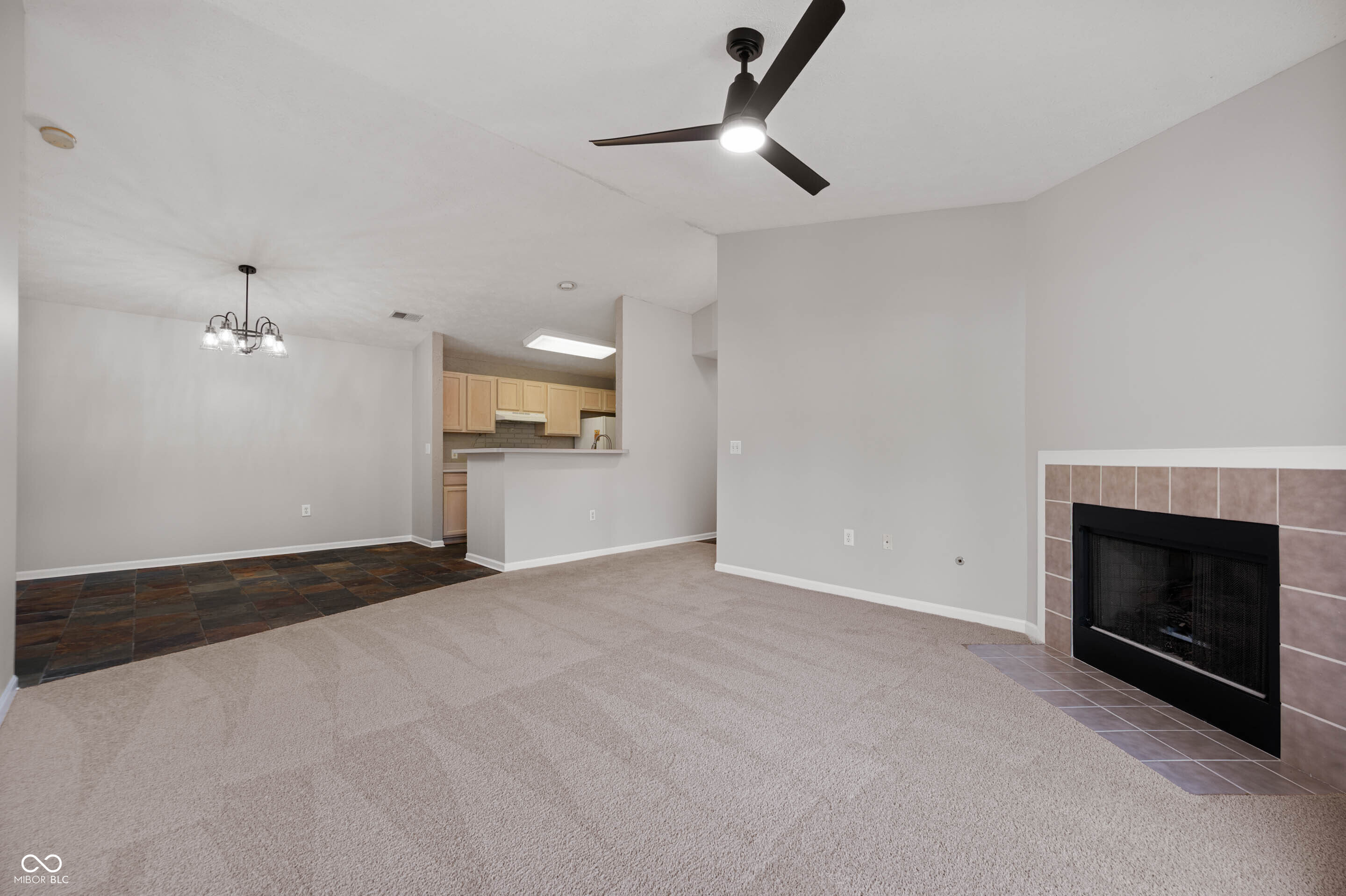 207 Keats Court Unit: APT 205