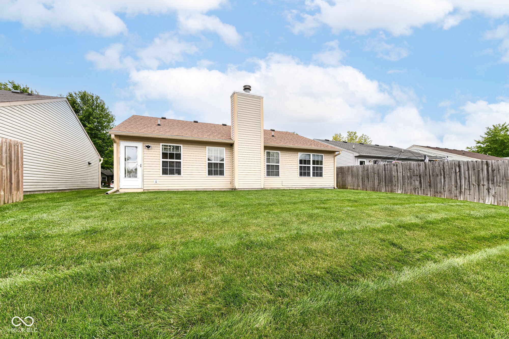2275 Historic Oaks Boulevard