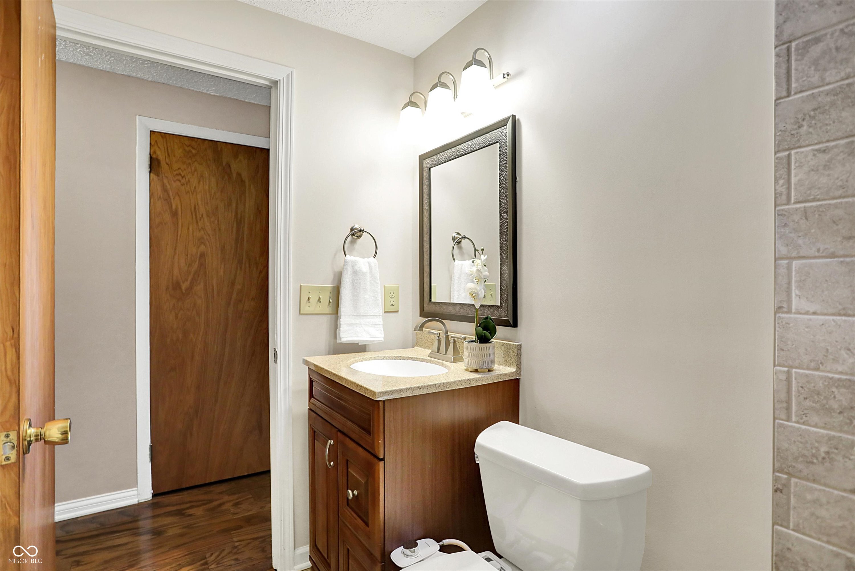 1751 Bluewater Court