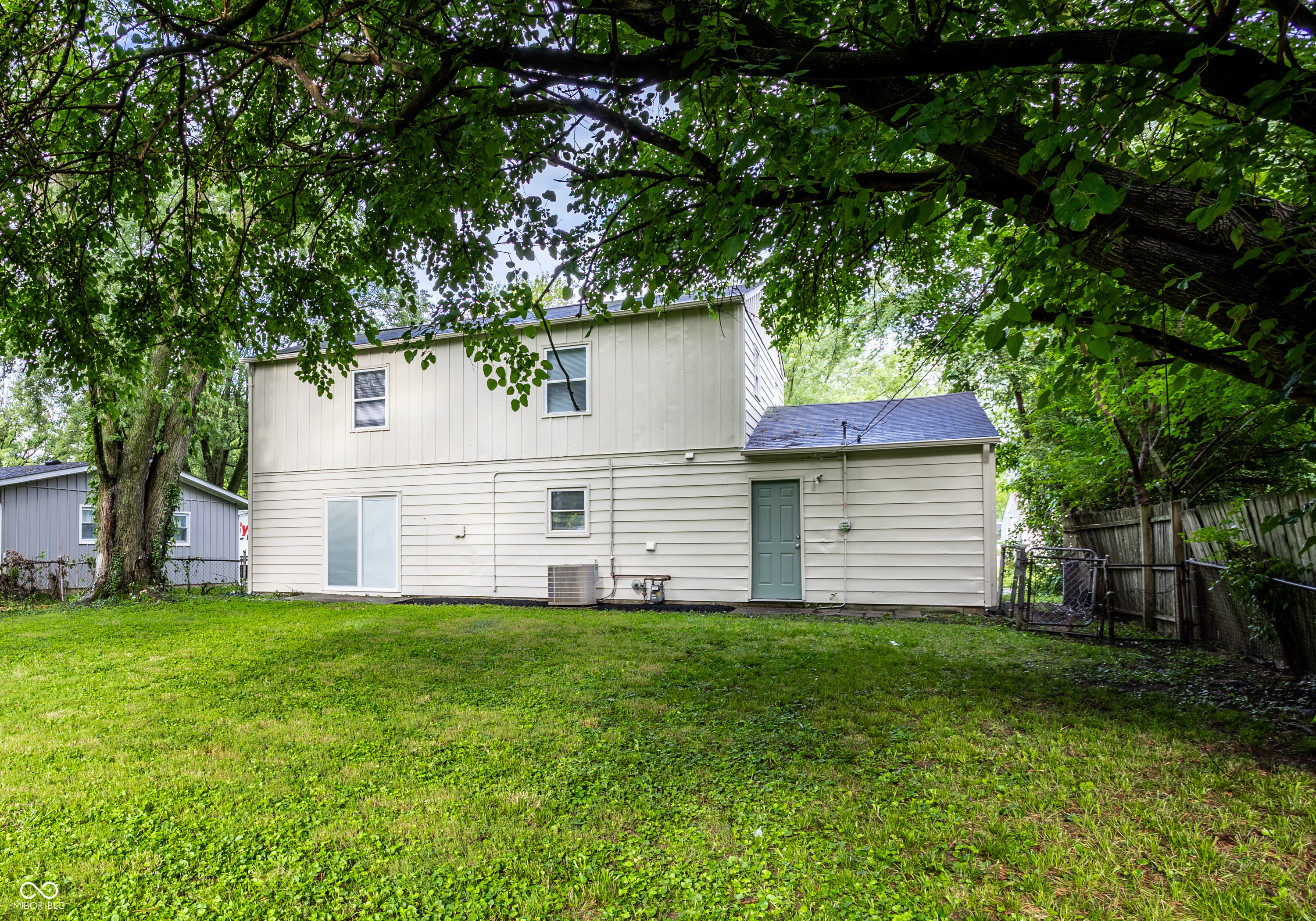 3659 N Mitchner Avenue