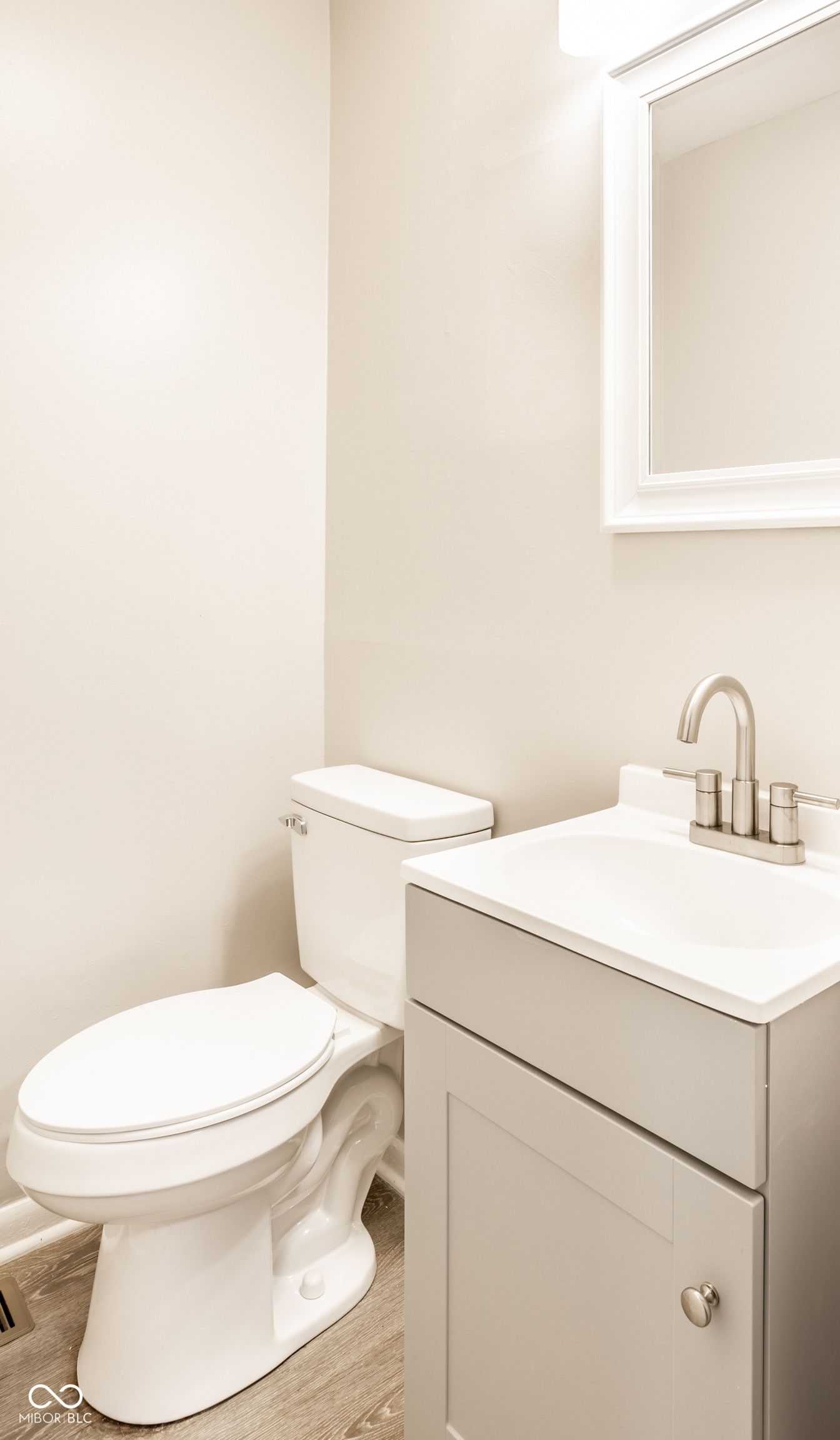 3659 N Mitchner Avenue