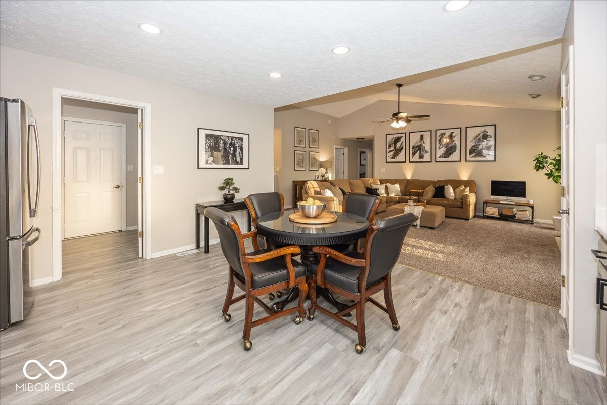 7118 White Oak Trail