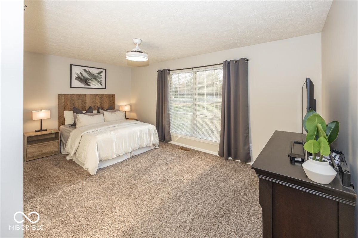 7118 White Oak Trail