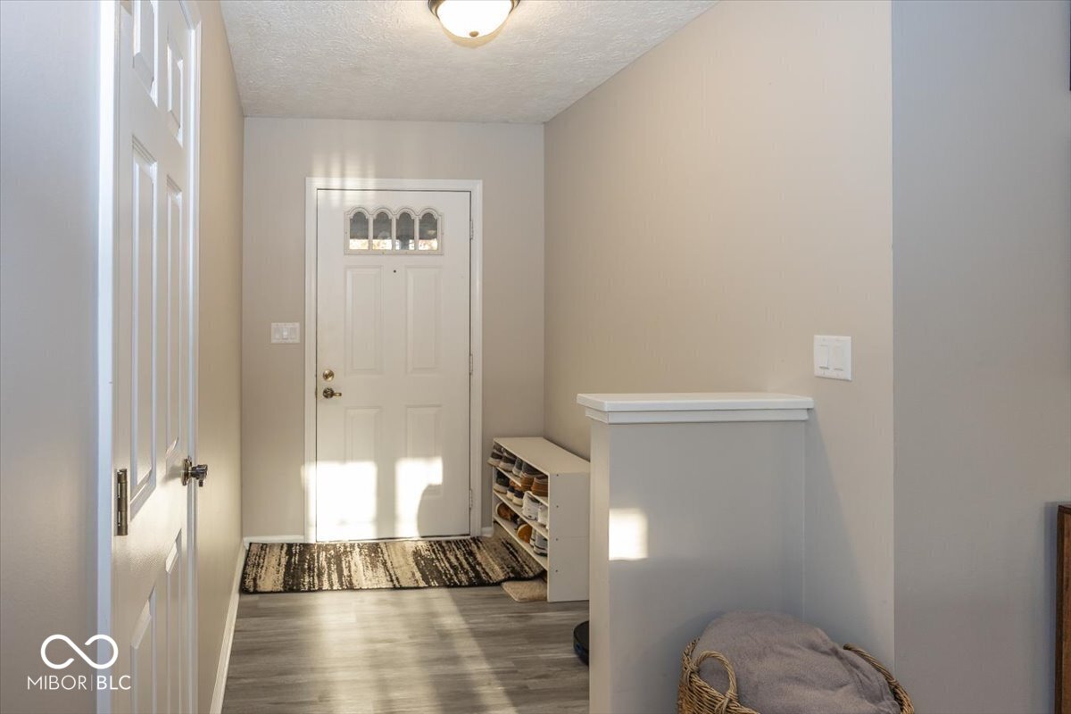 7118 White Oak Trail