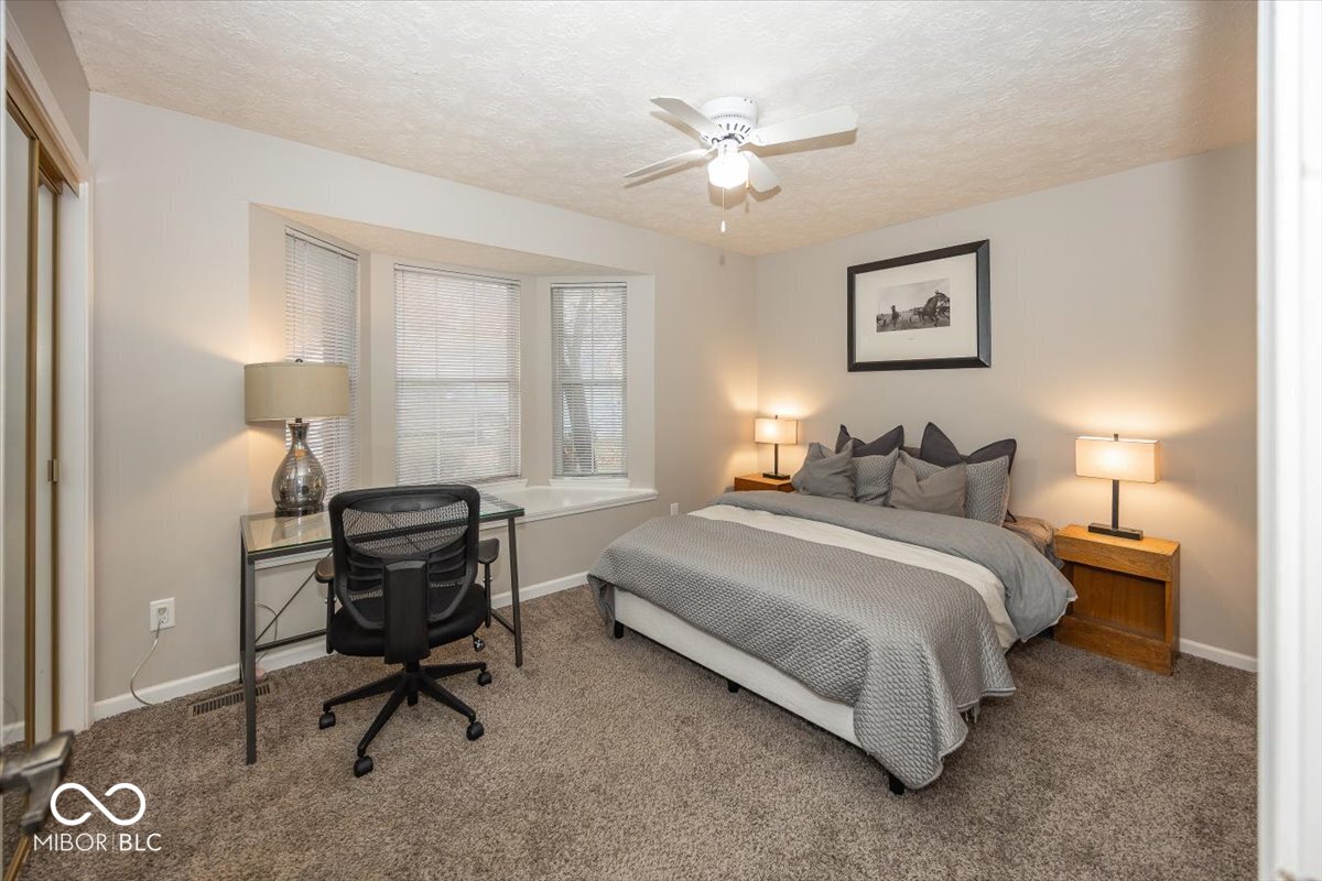 7118 White Oak Trail