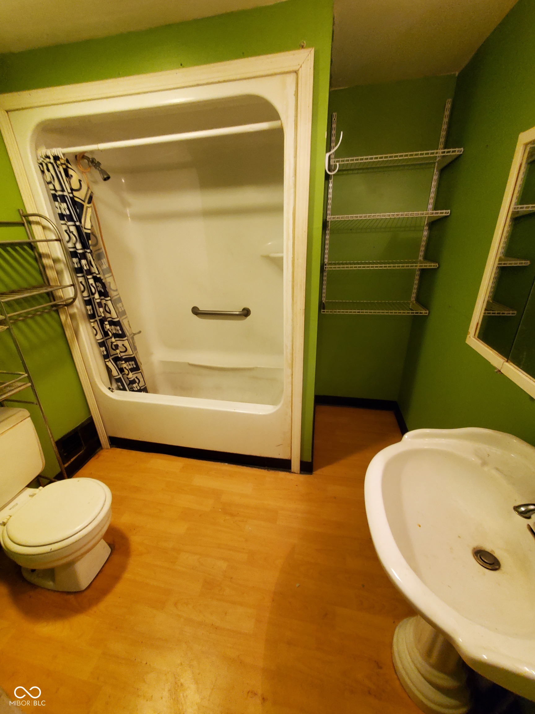 2805 Columbia Avenue