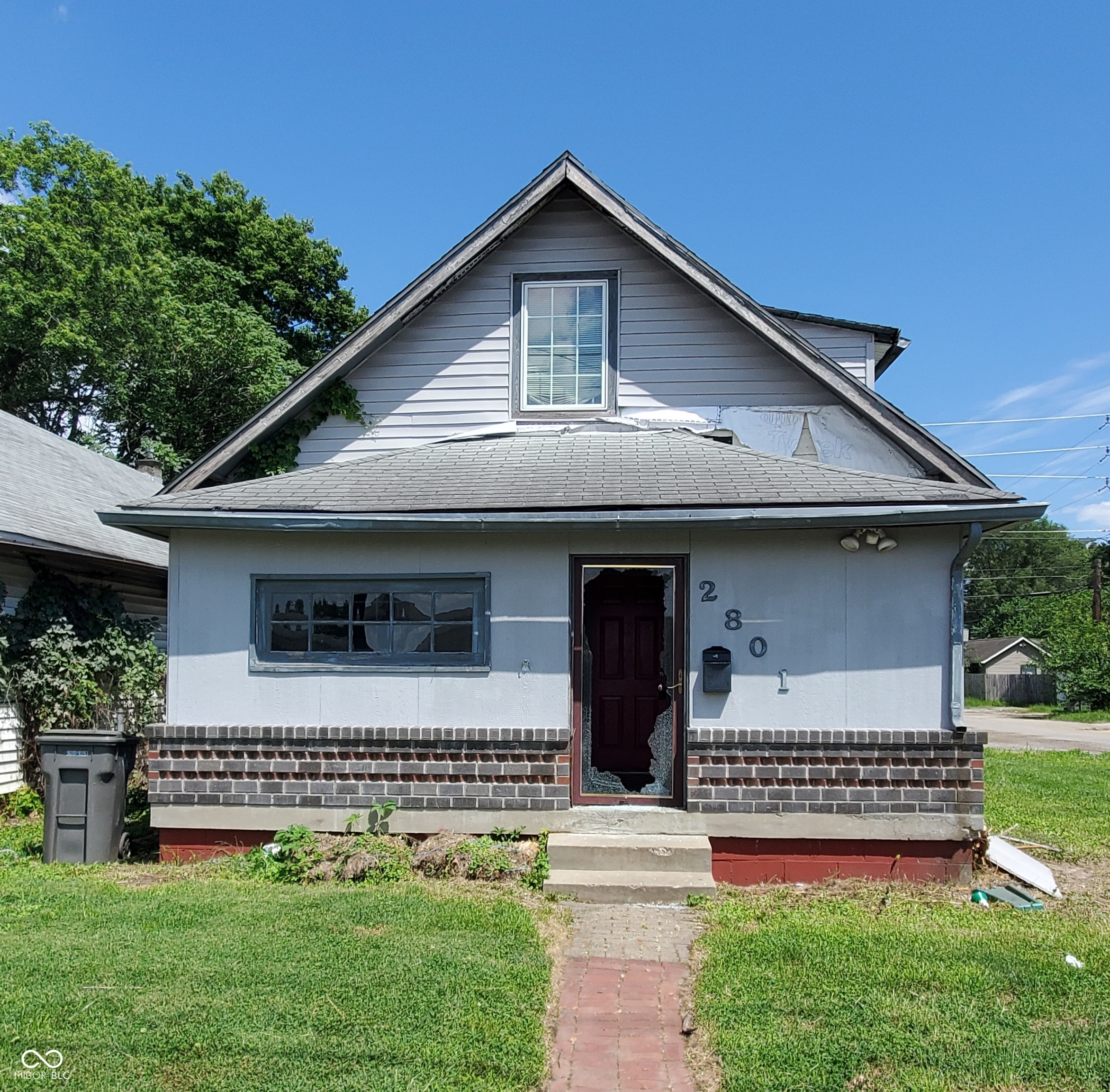 2805 Columbia Avenue