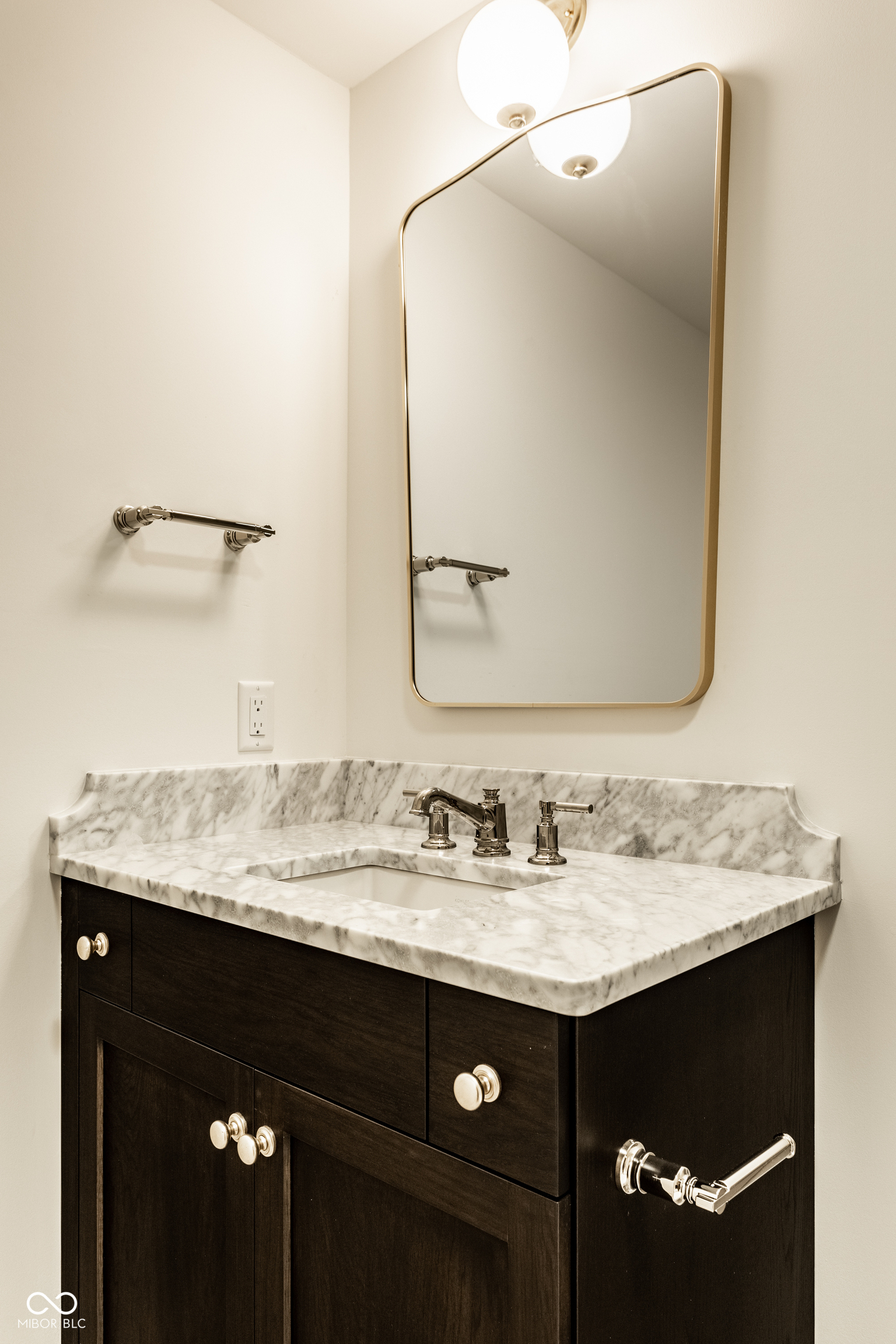 3528 Marketplace Court