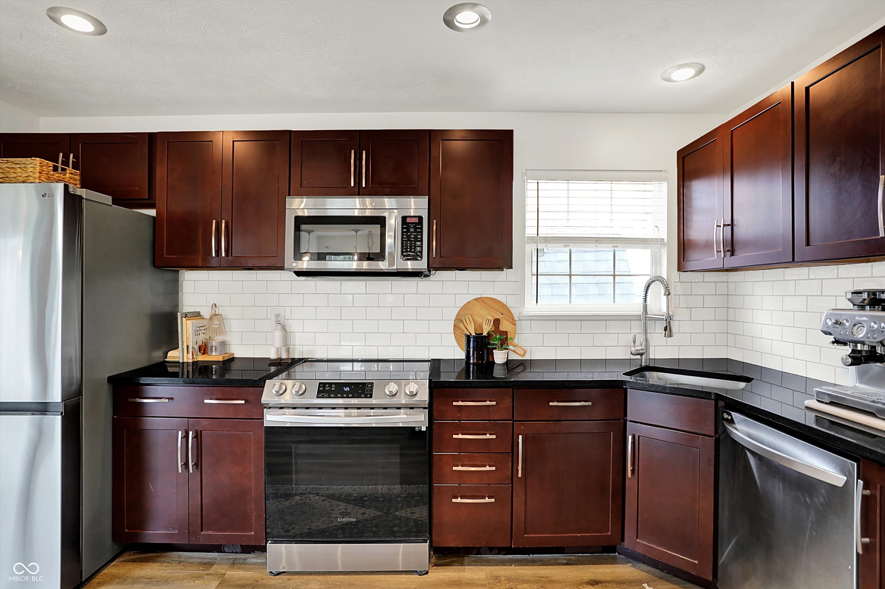 7948 Bent Willow Drive