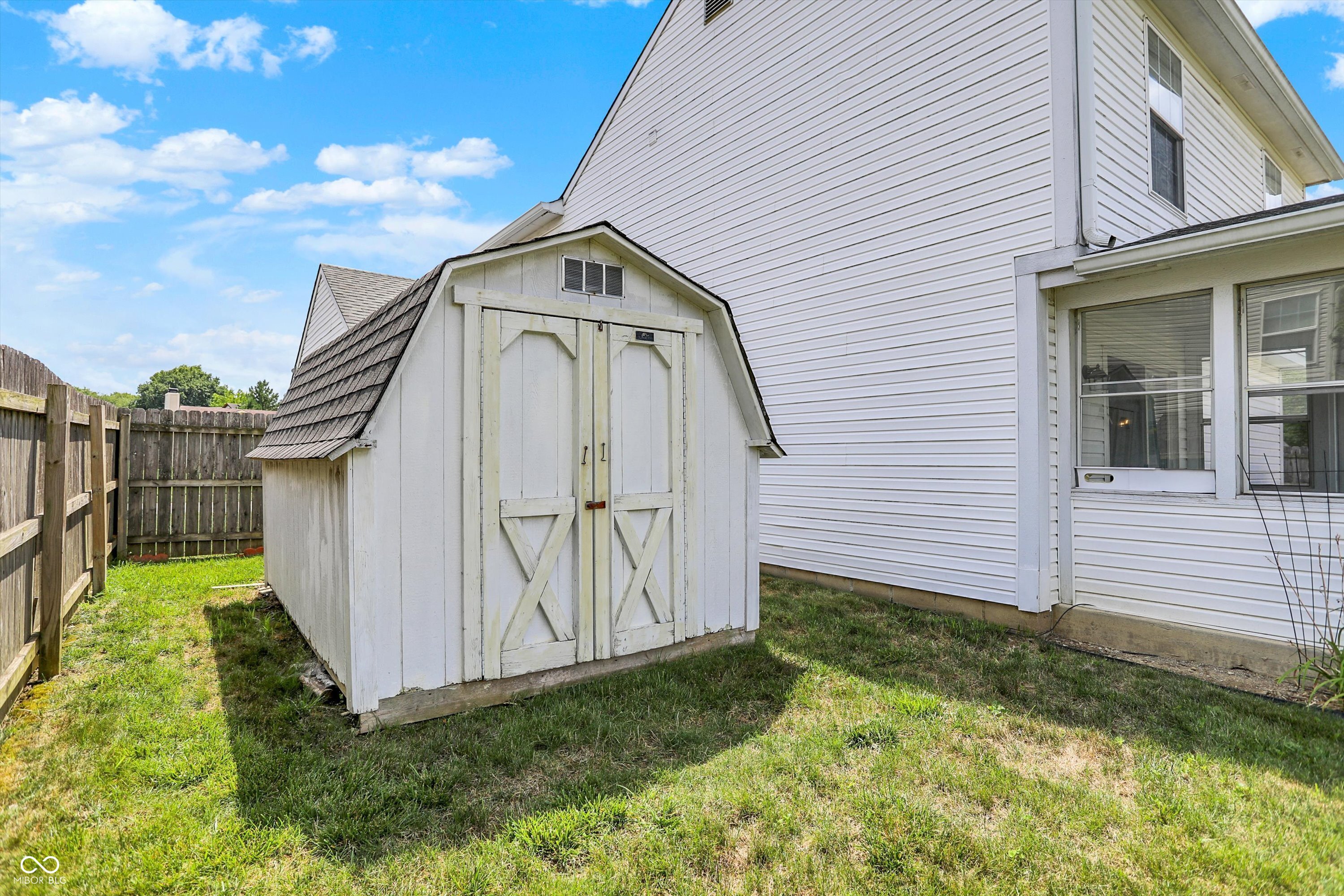 7948 Bent Willow Drive