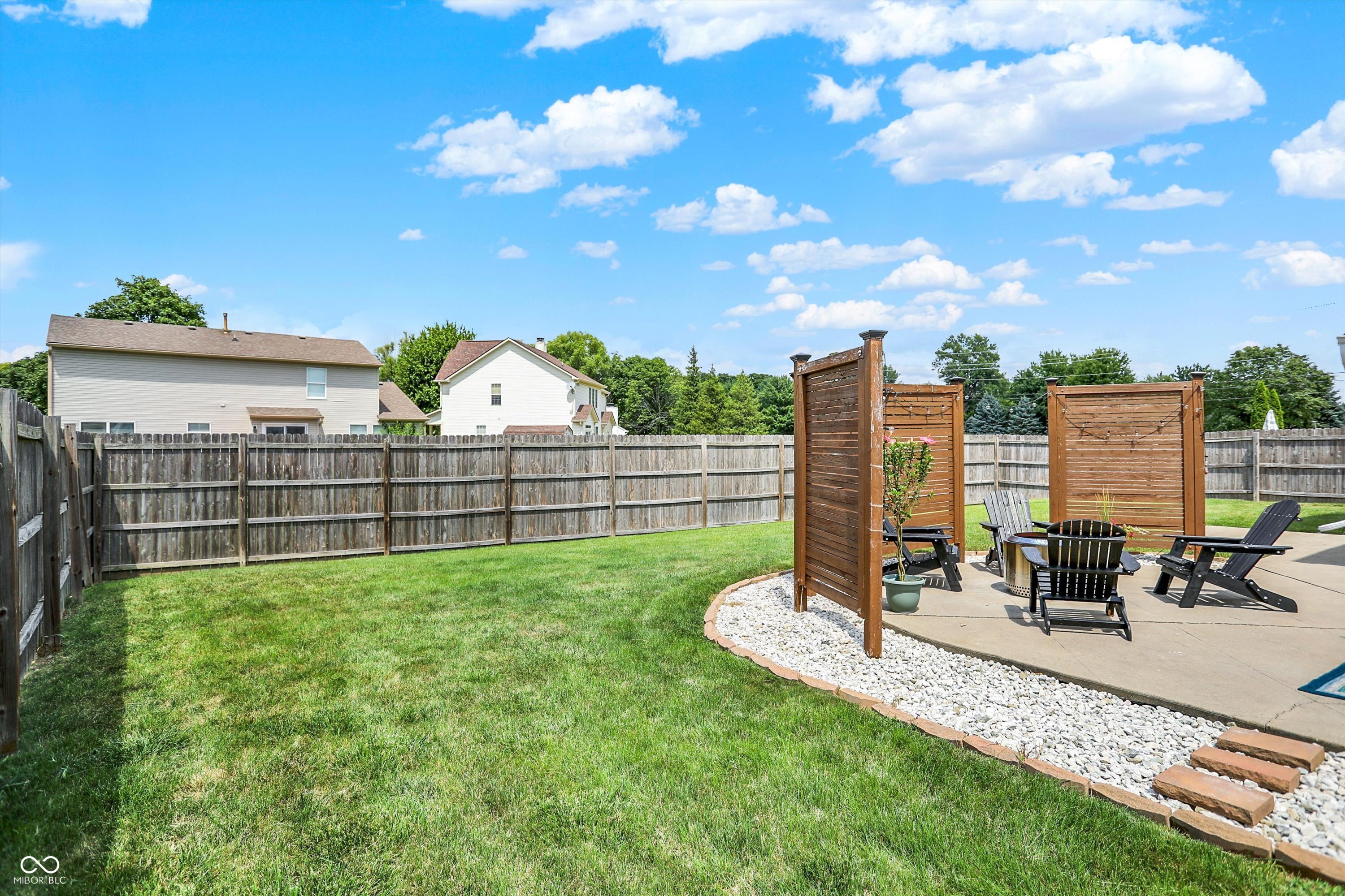 7948 Bent Willow Drive