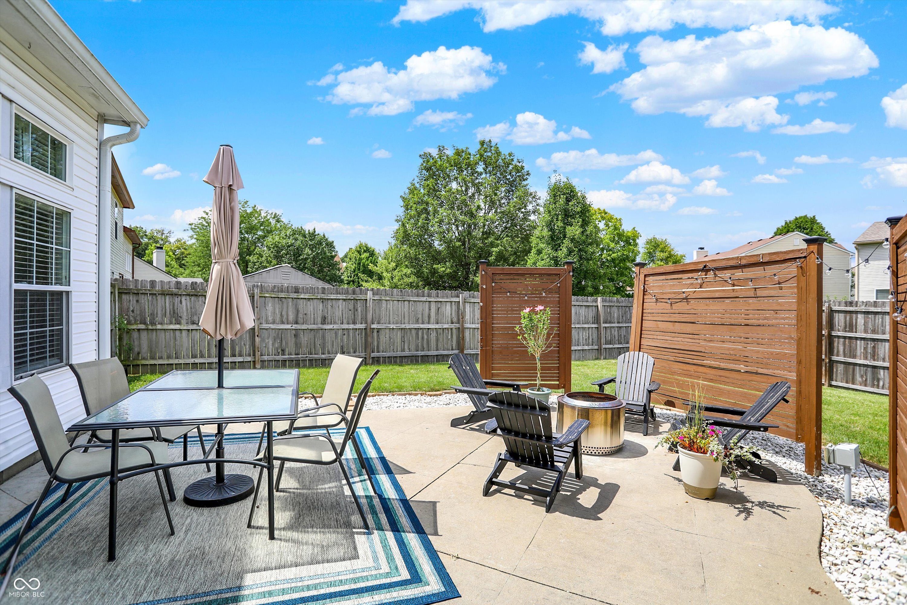 7948 Bent Willow Drive