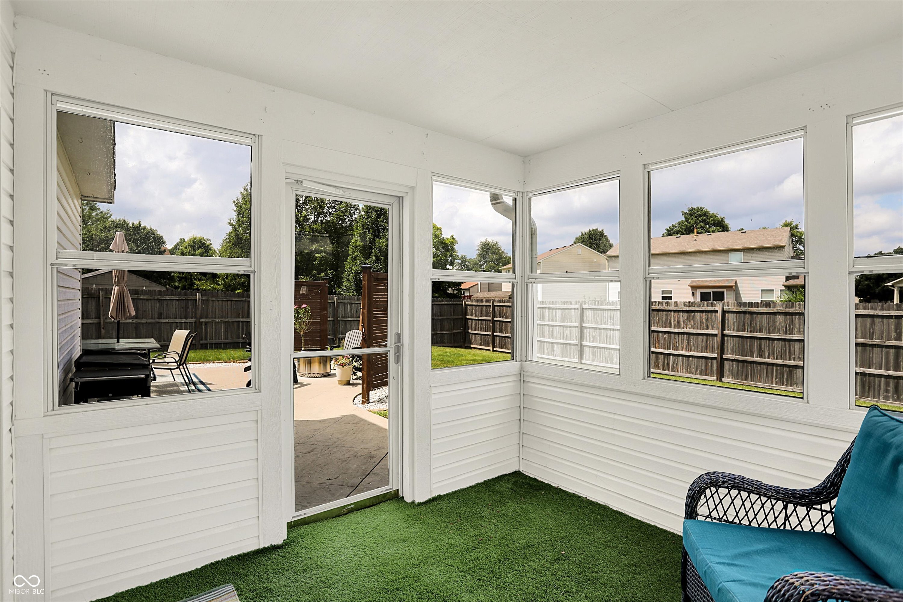 7948 Bent Willow Drive