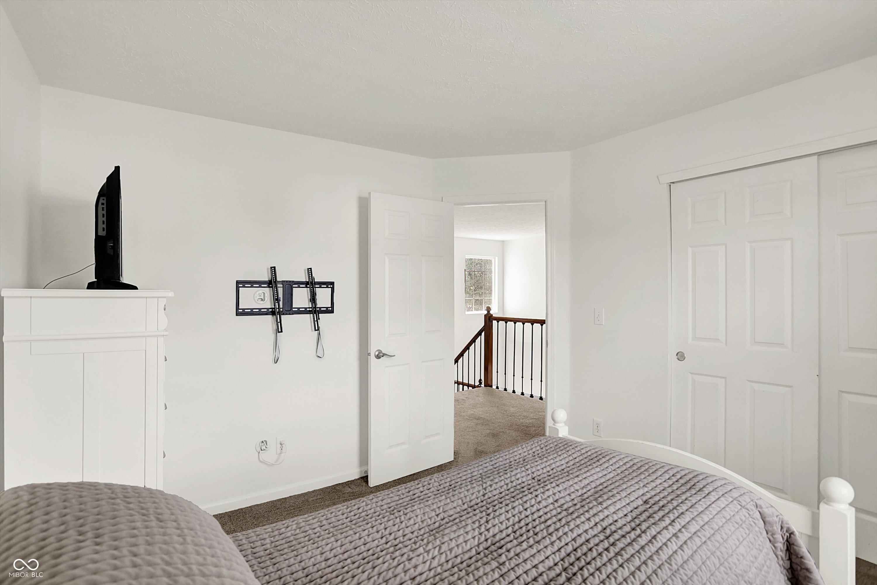 7948 Bent Willow Drive