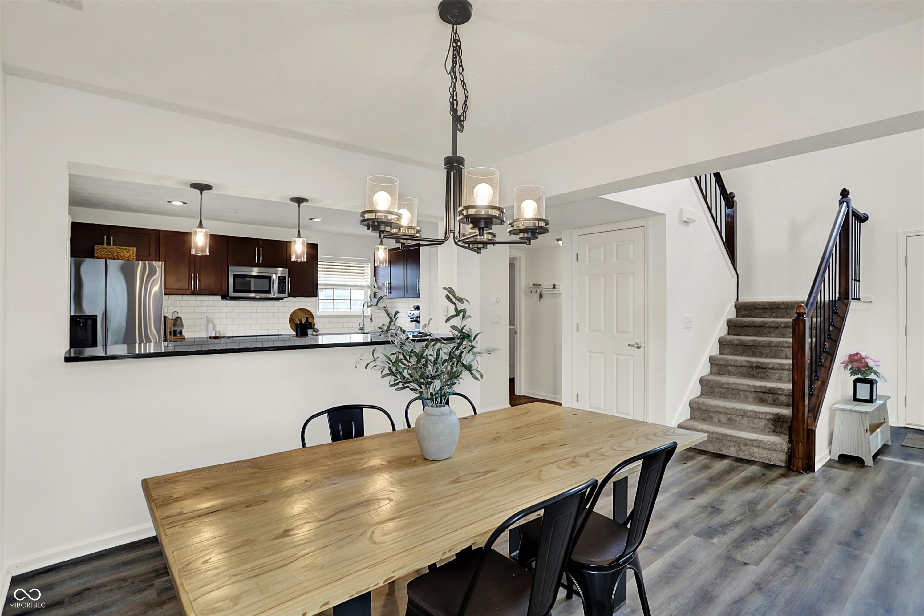 7948 Bent Willow Drive