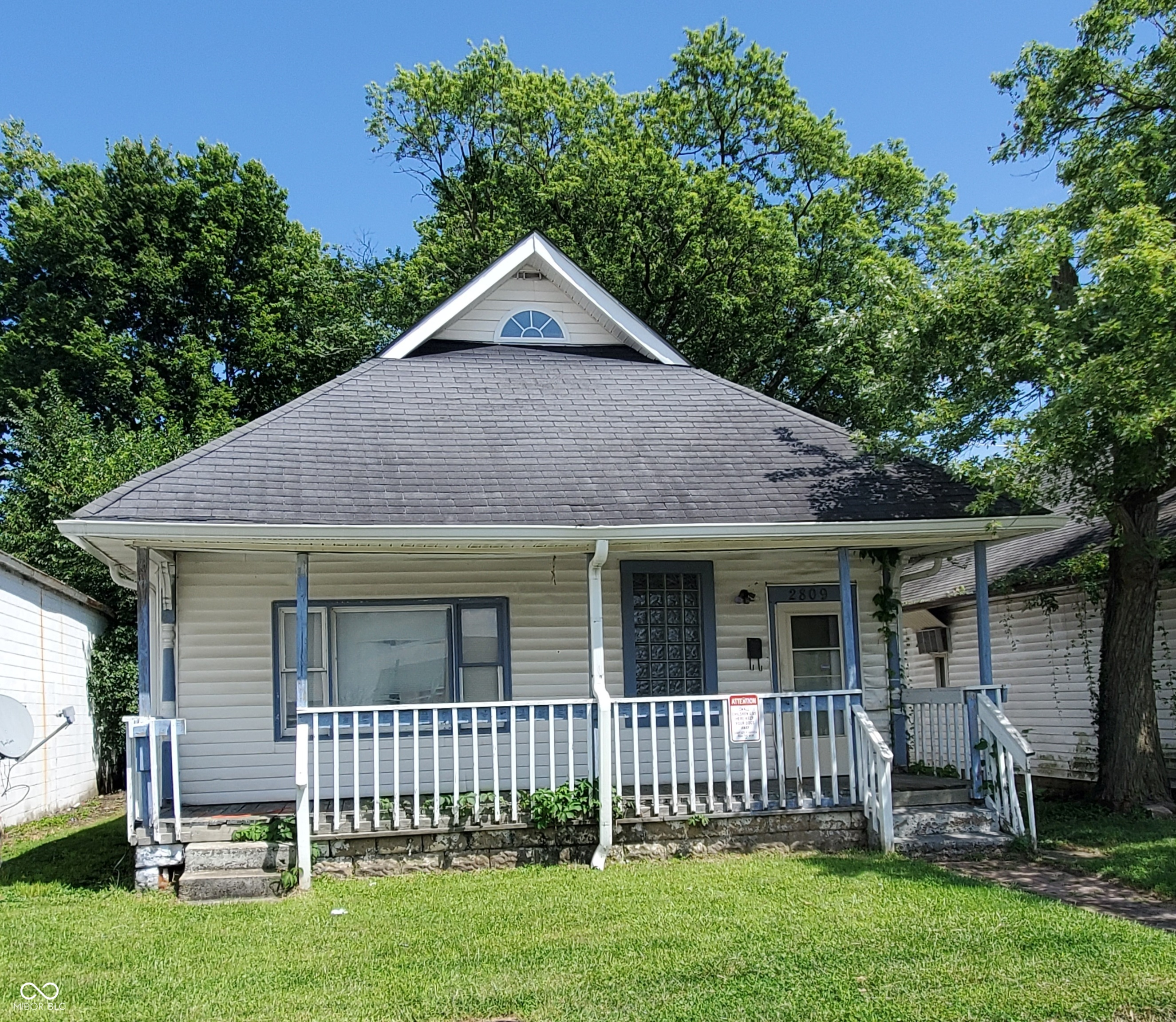 2809 Columbia Avenue