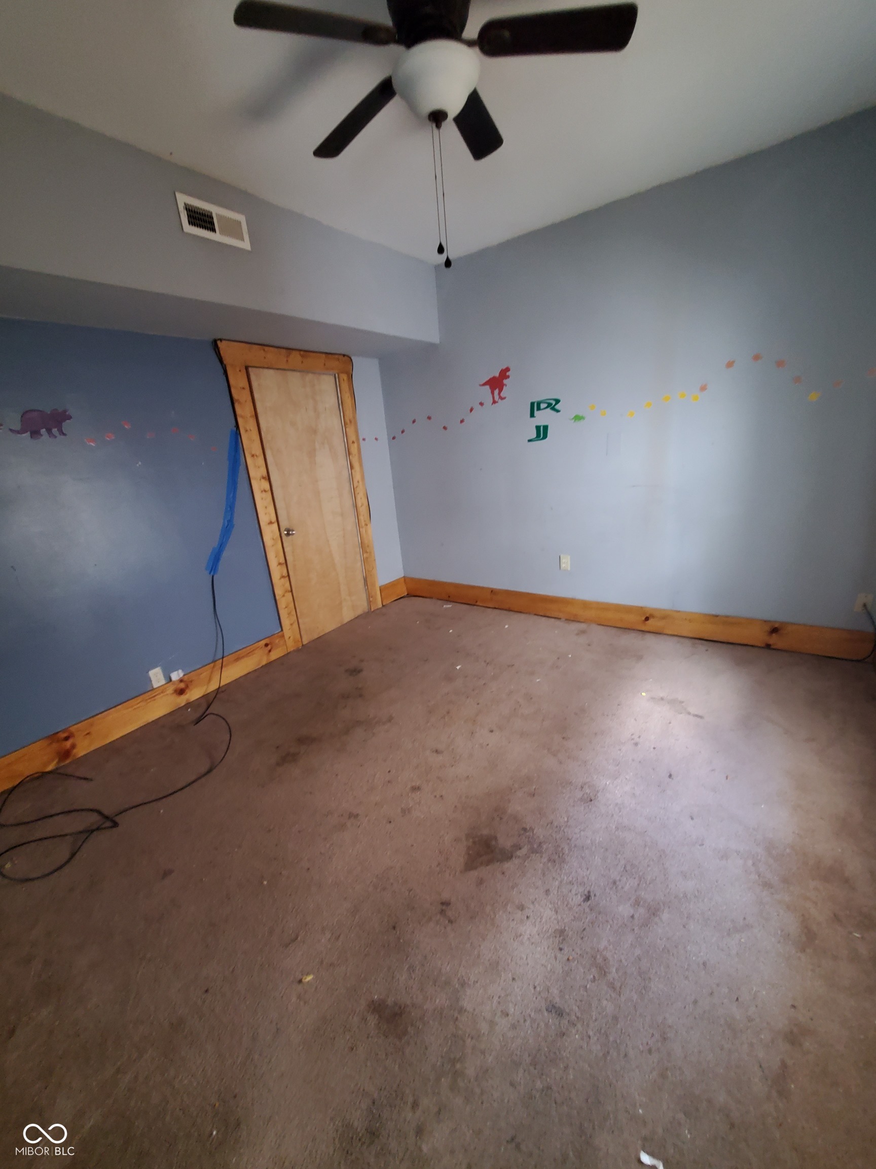 2809 Columbia Avenue