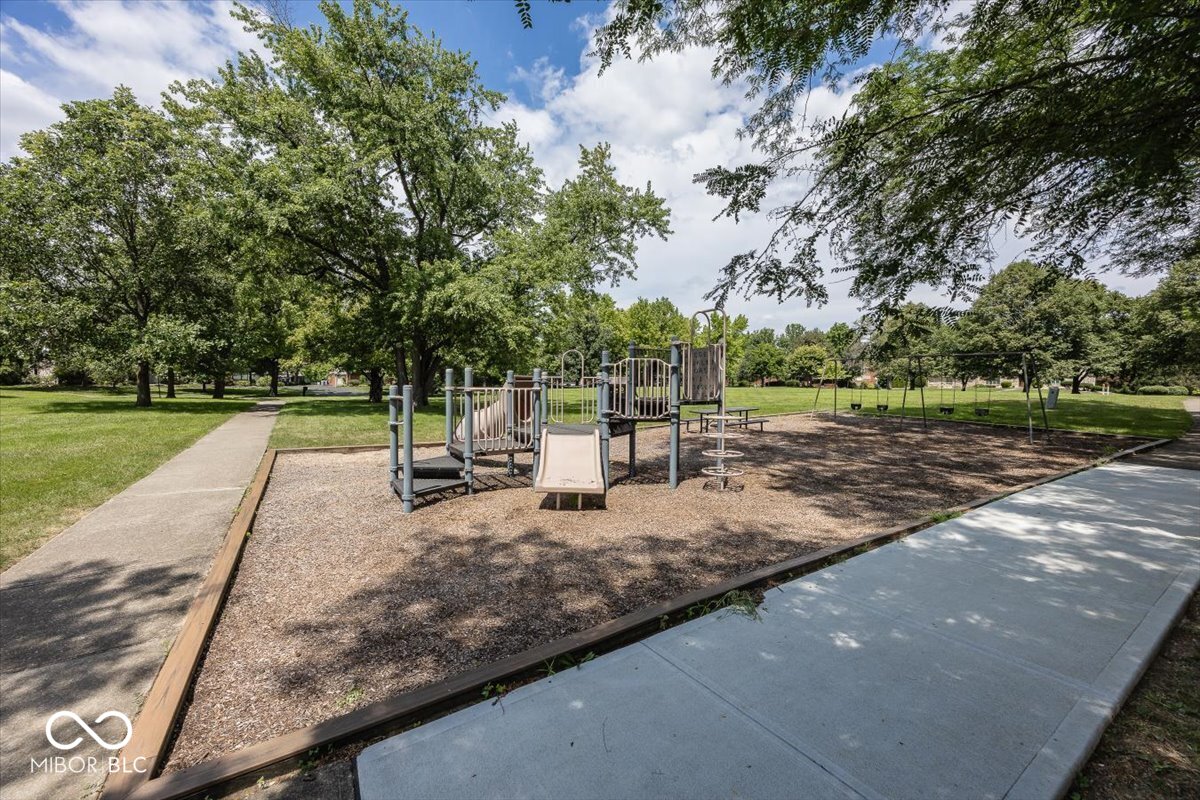 1720 Sturbridge Road