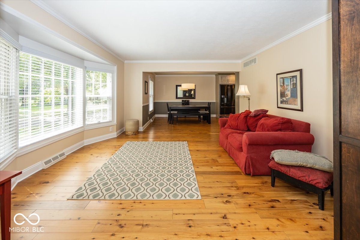 1720 Sturbridge Road