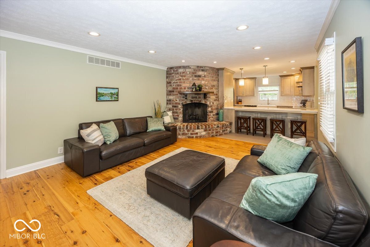 1720 Sturbridge Road