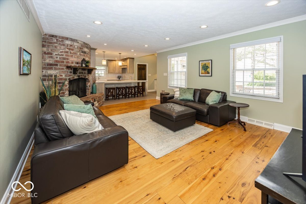 1720 Sturbridge Road