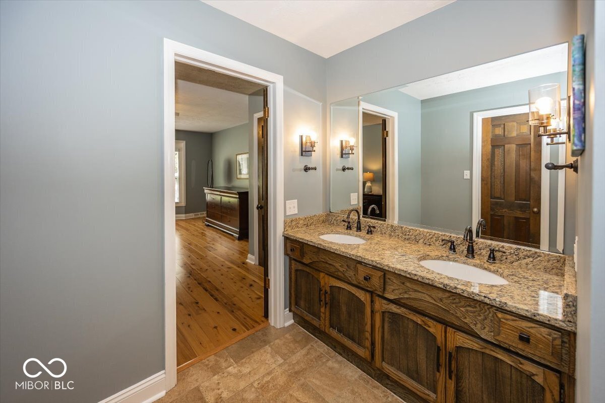 1720 Sturbridge Road