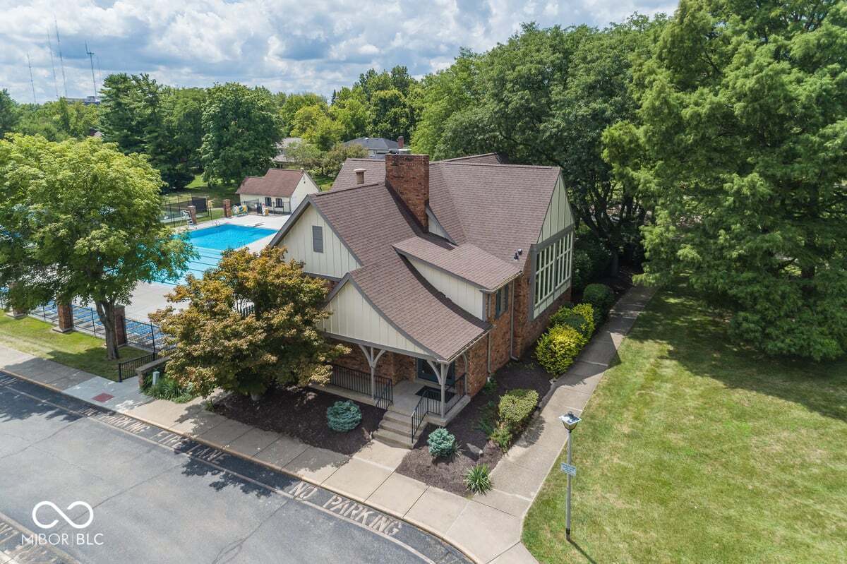 1720 Sturbridge Road