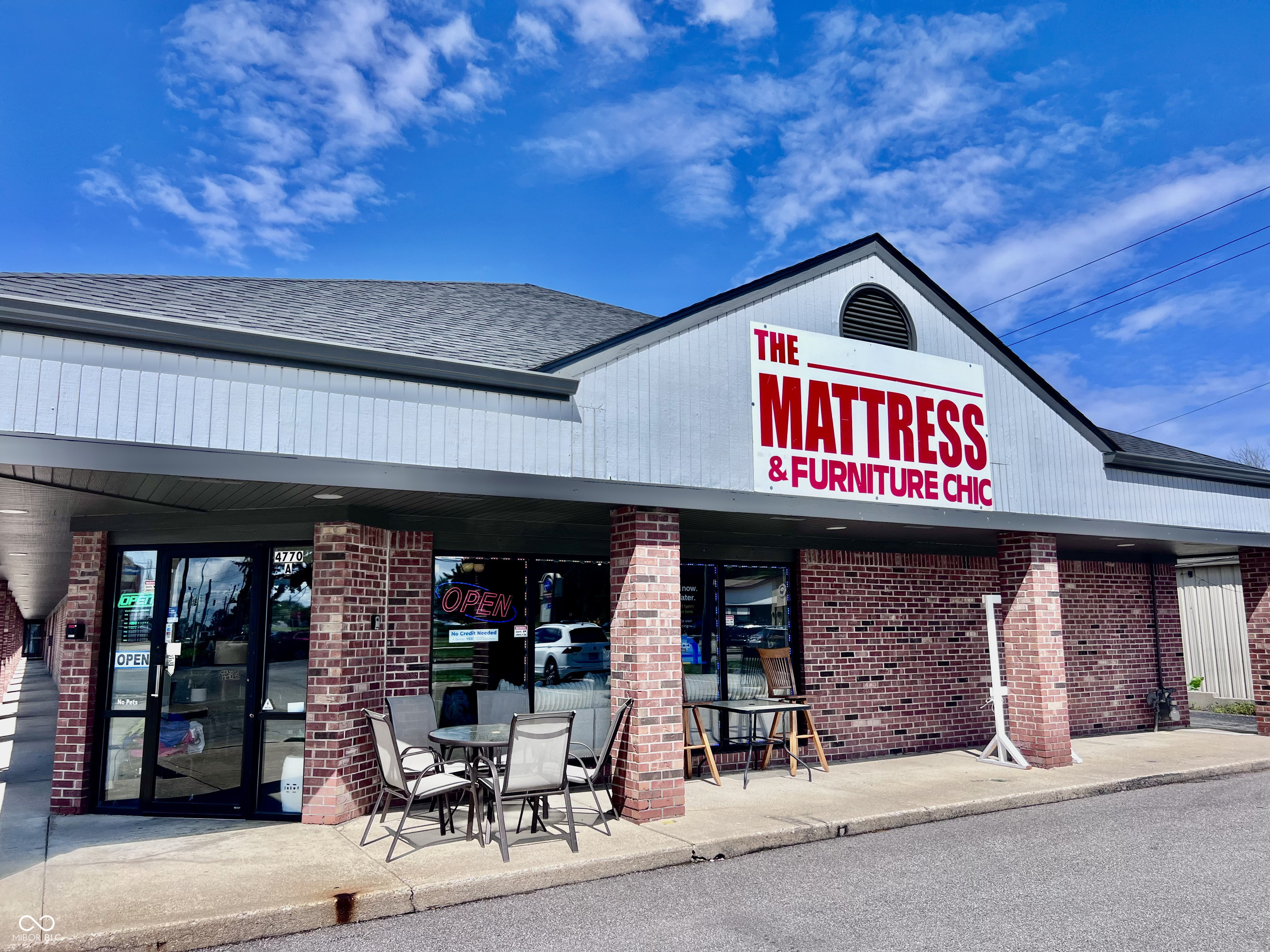 4770 S Emerson Avenue Unit: A-B