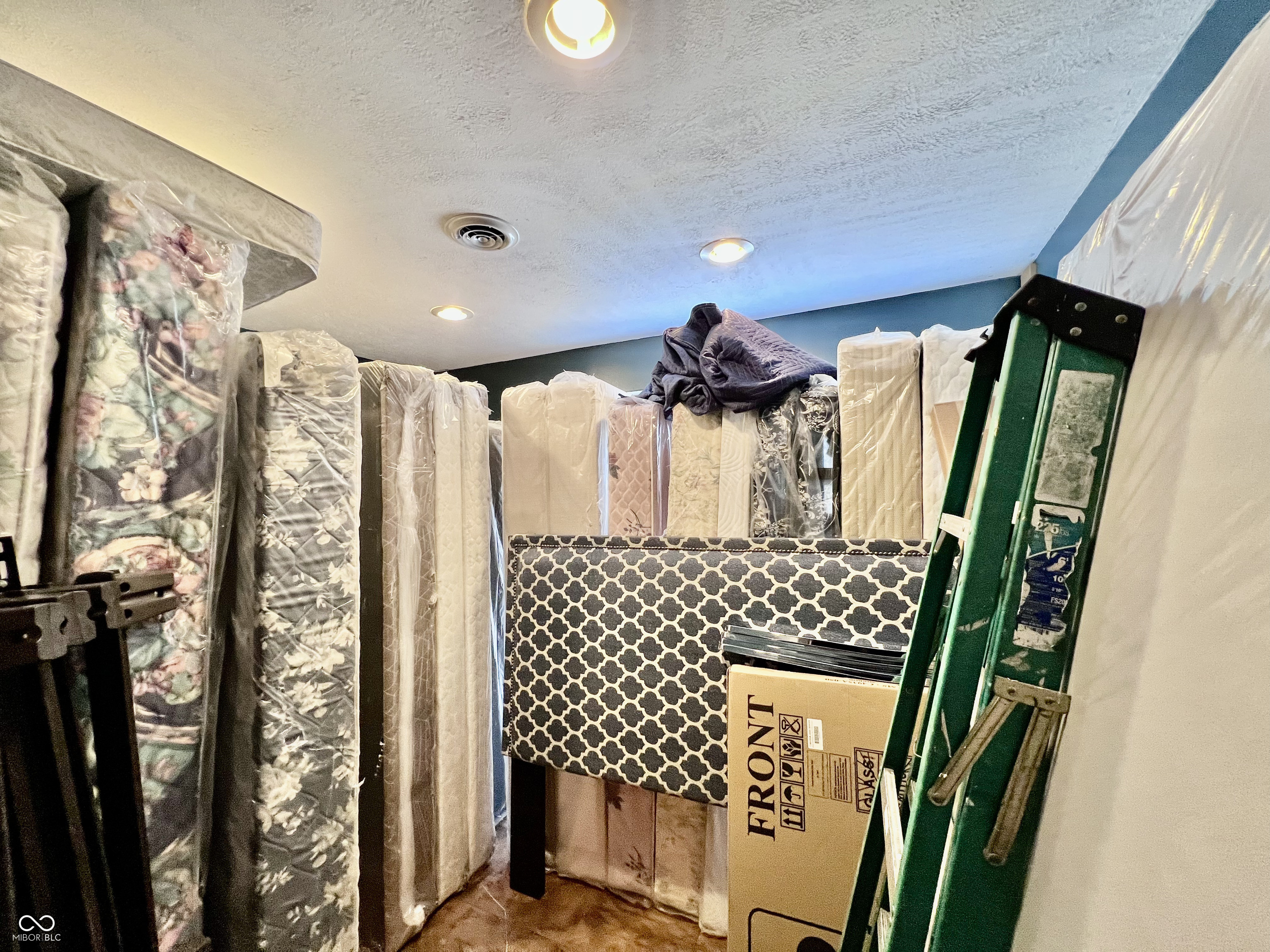 4770 S Emerson Avenue Unit: A-B