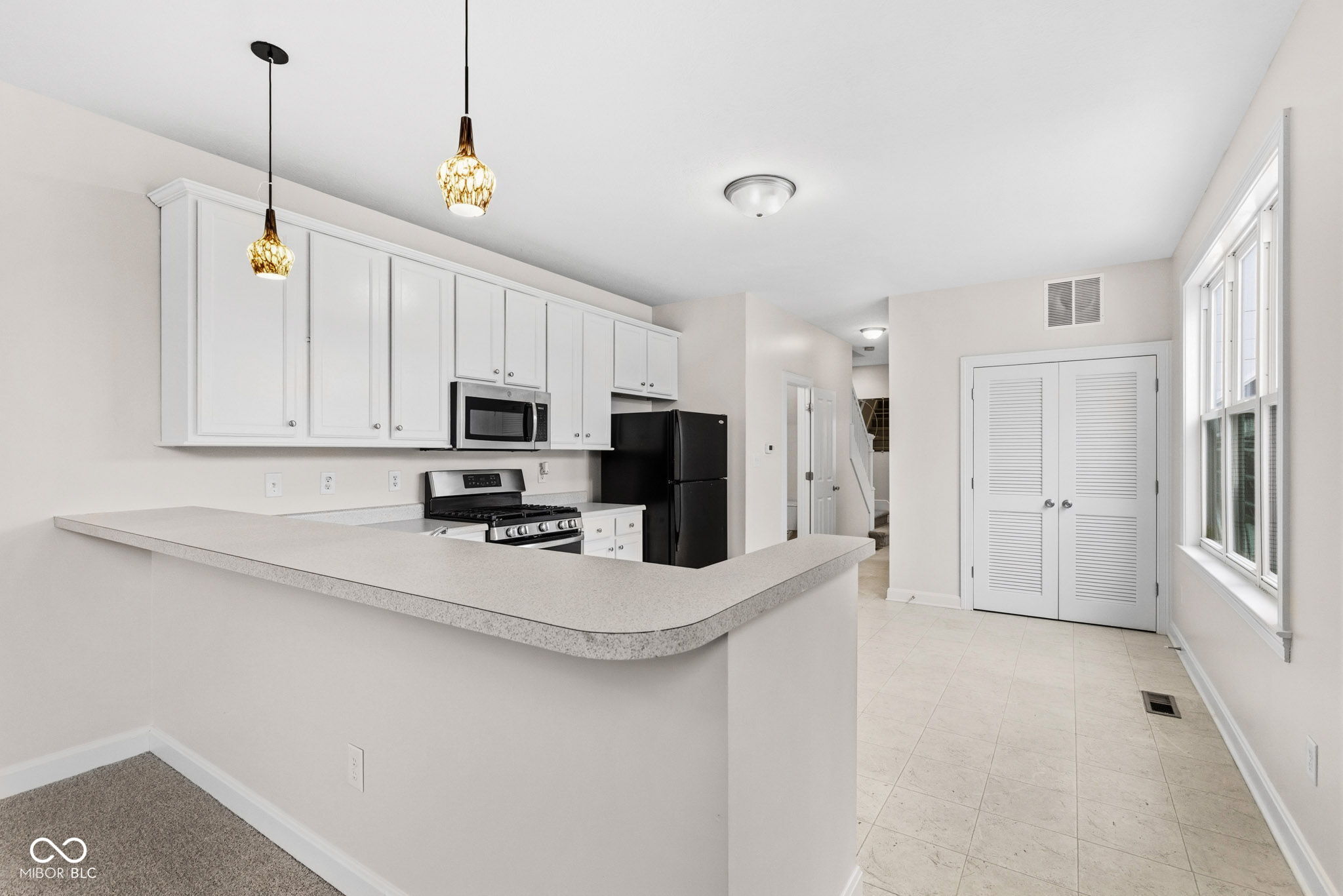 2053 Bellefontaine Street