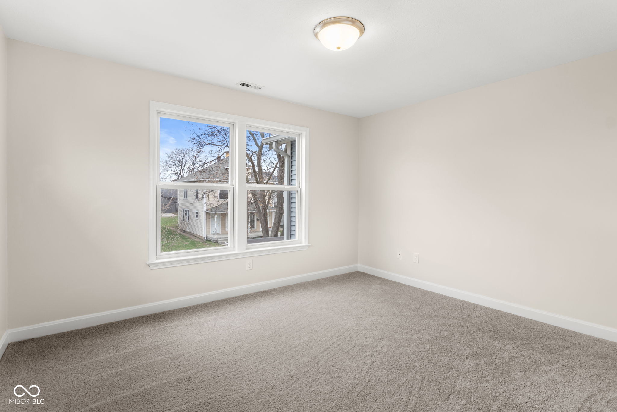 2053 Bellefontaine Street