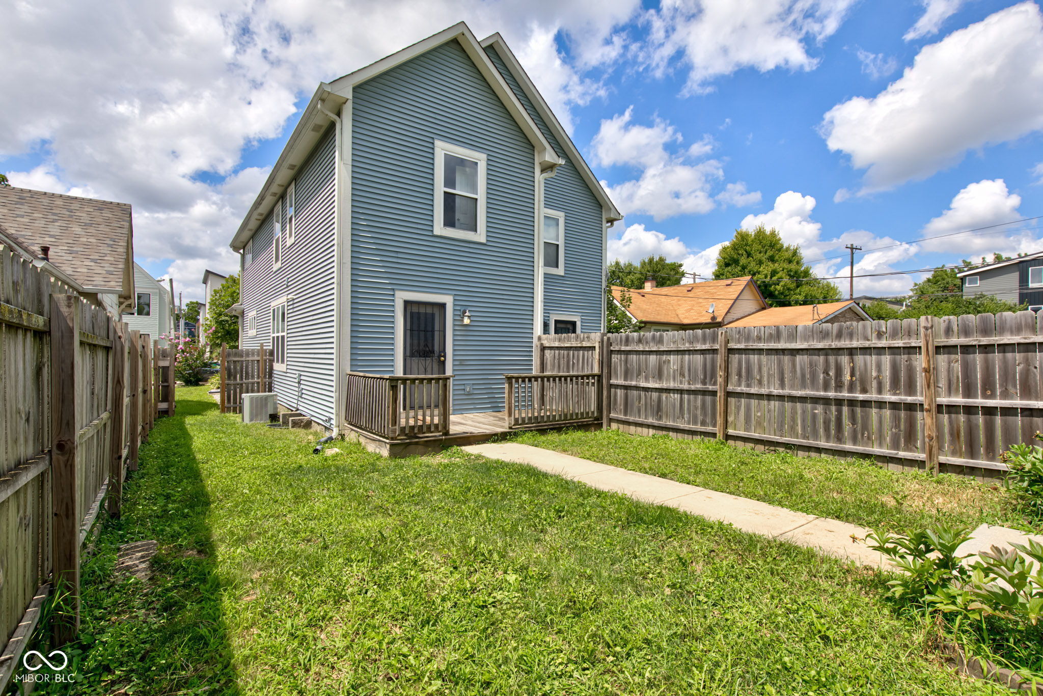 2053 Bellefontaine Street