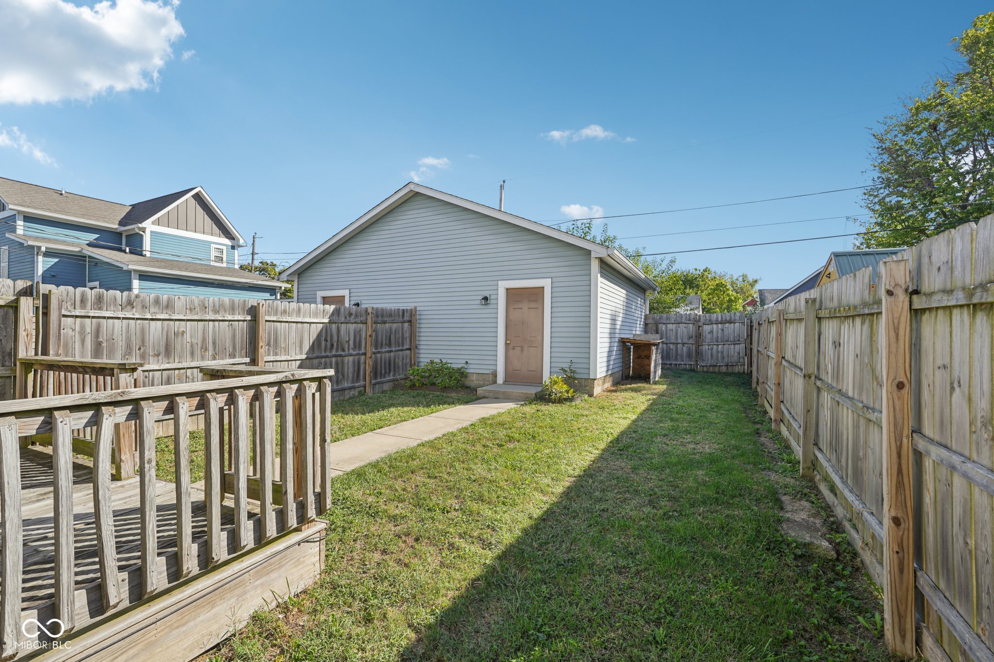 2053 Bellefontaine Street