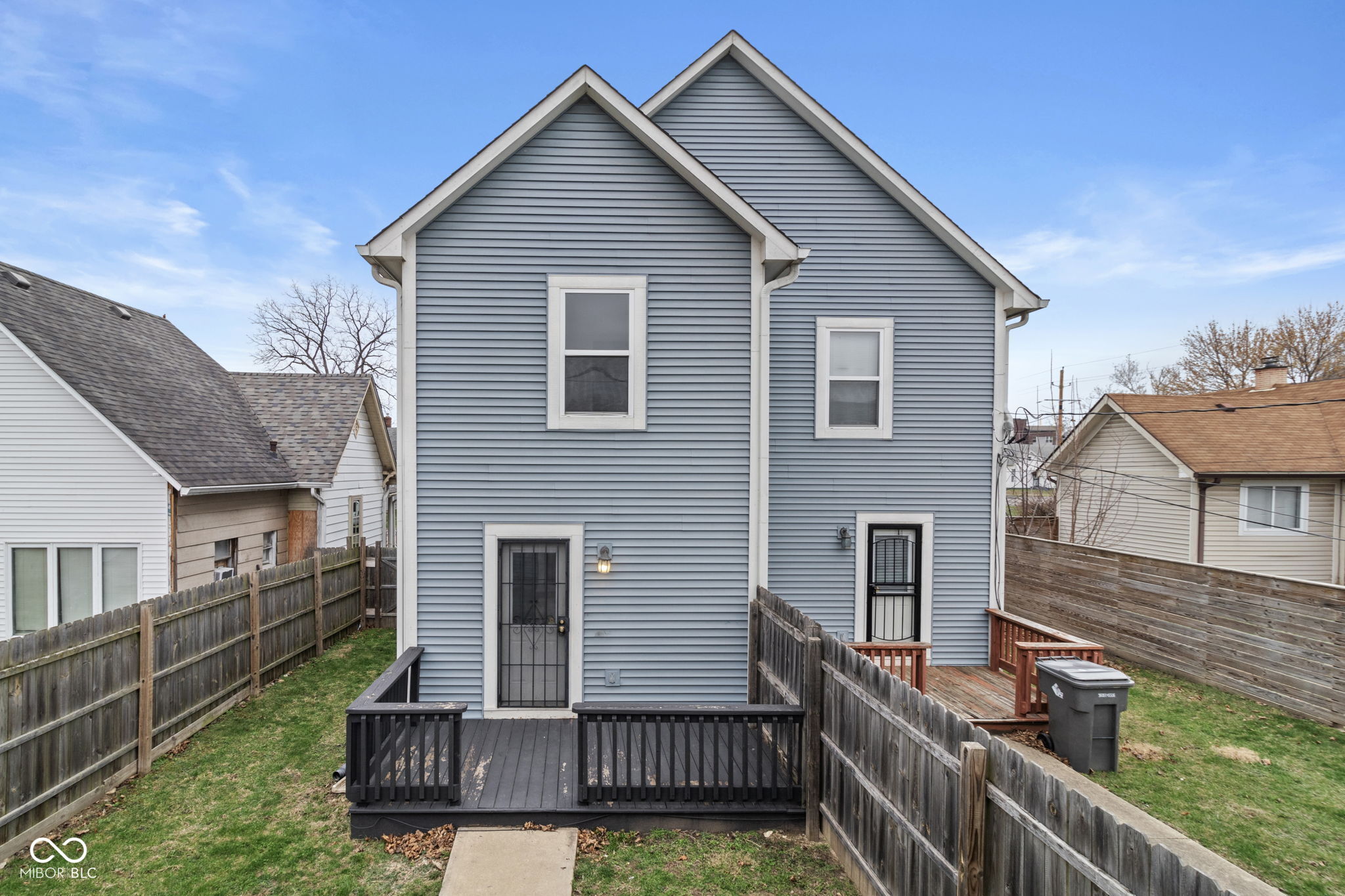 2053 Bellefontaine Street