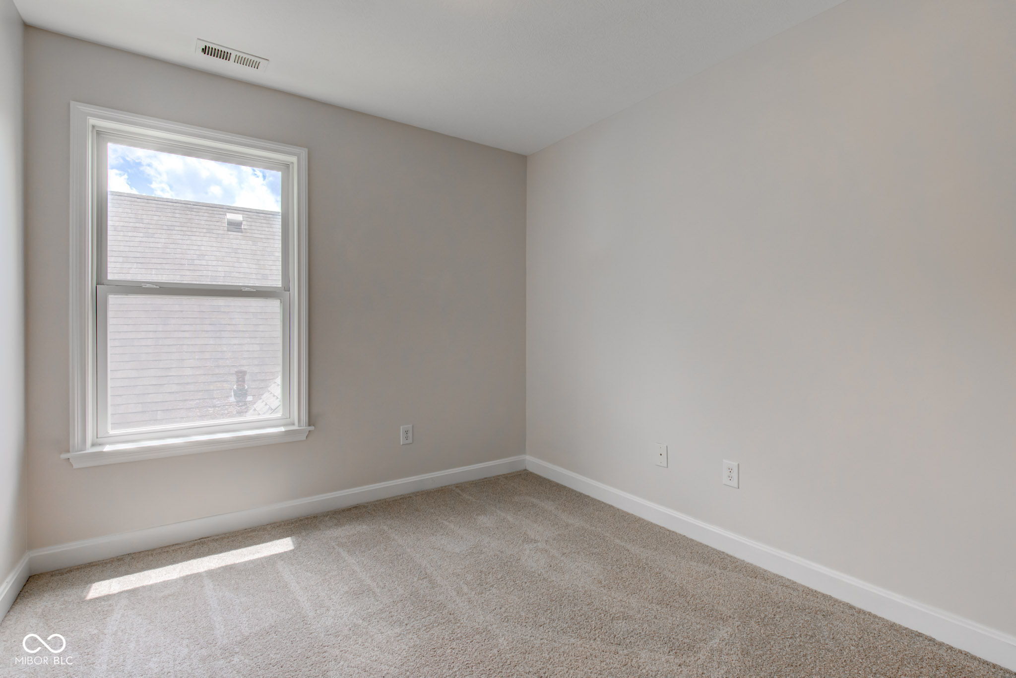 2053 Bellefontaine Street