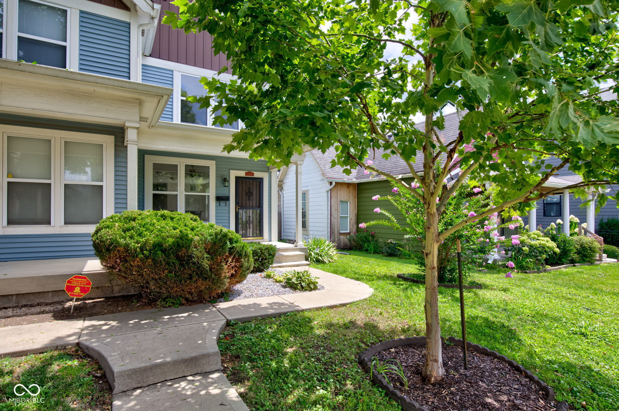 2053 Bellefontaine Street