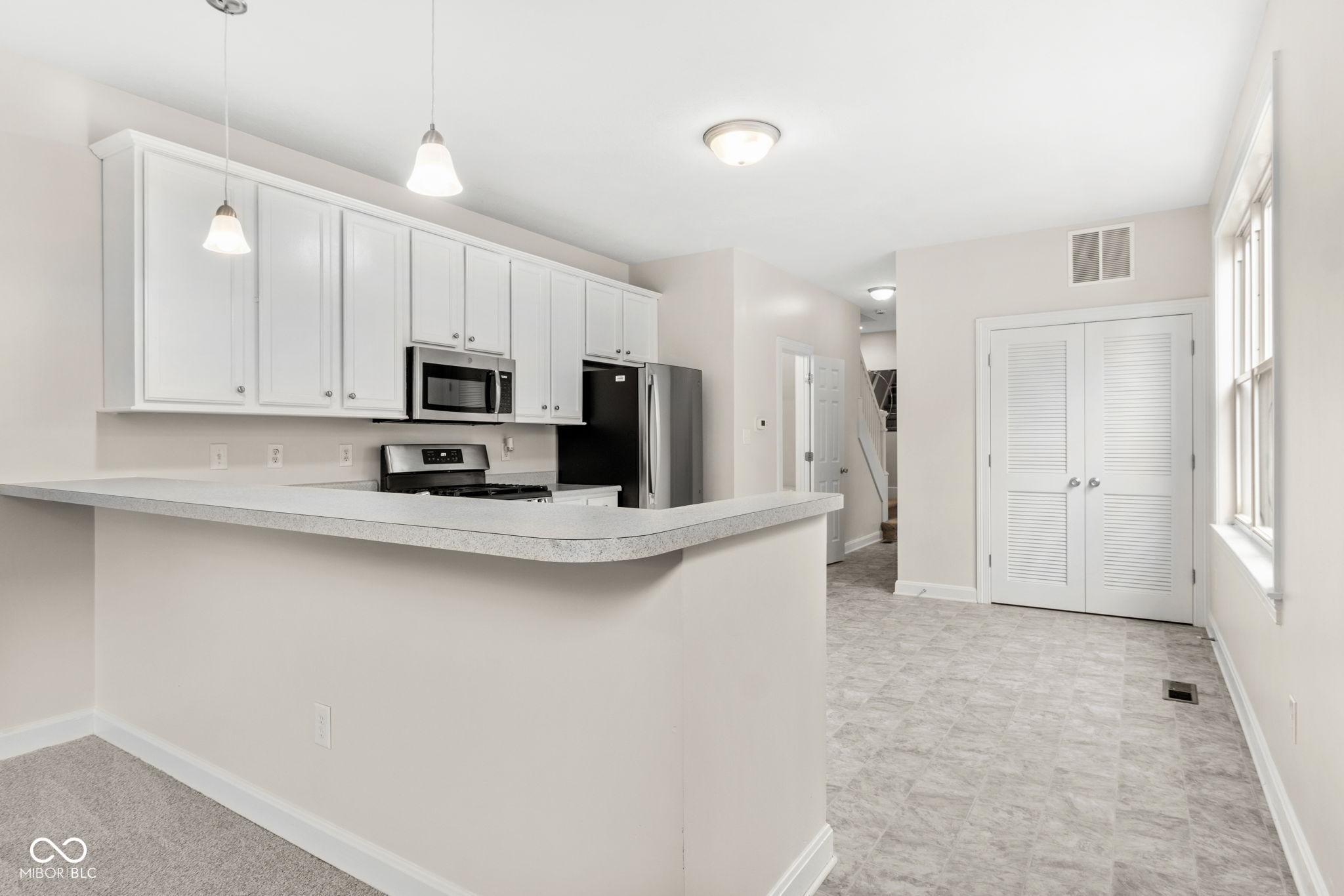 2053 Bellefontaine Street