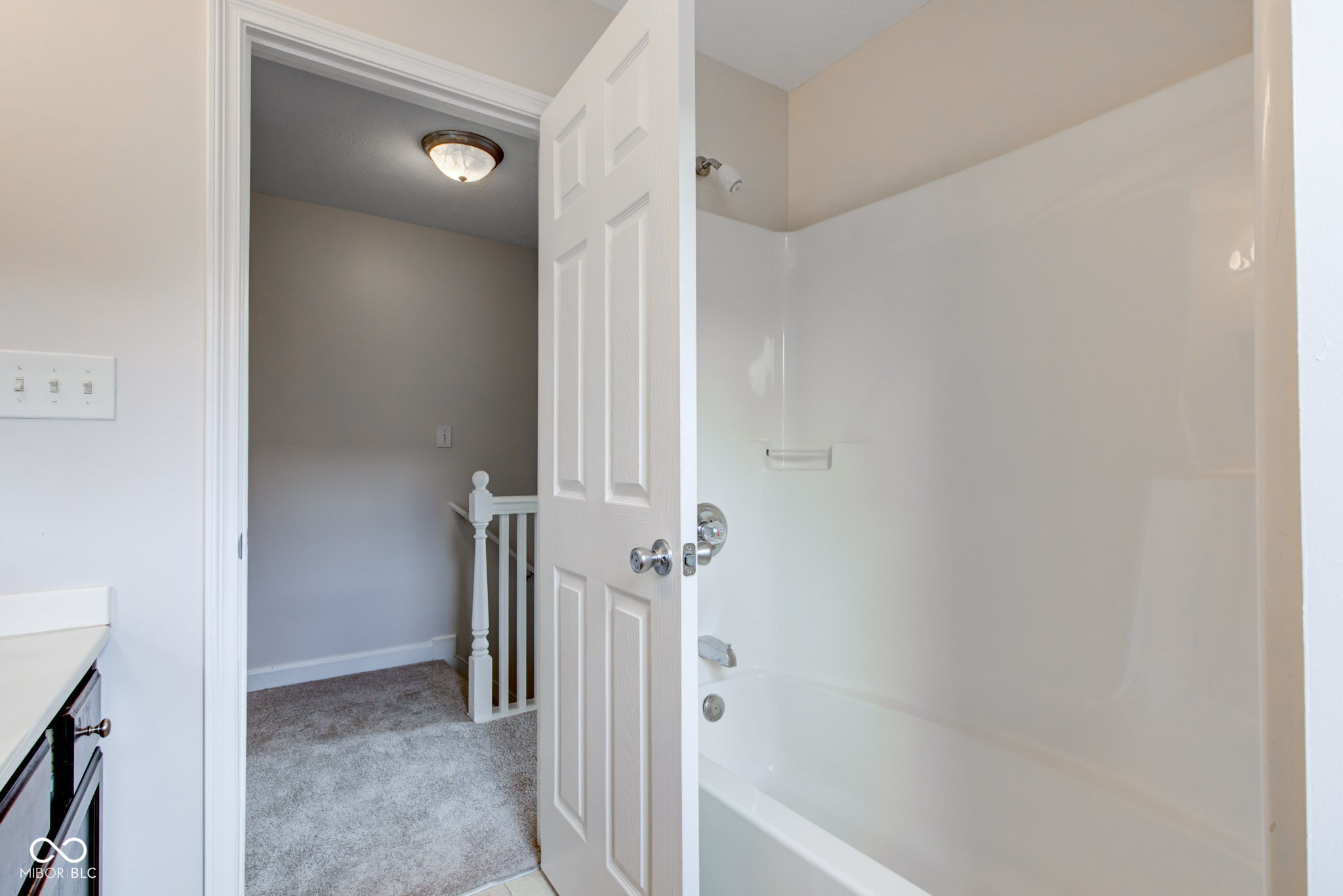 2053 Bellefontaine Street