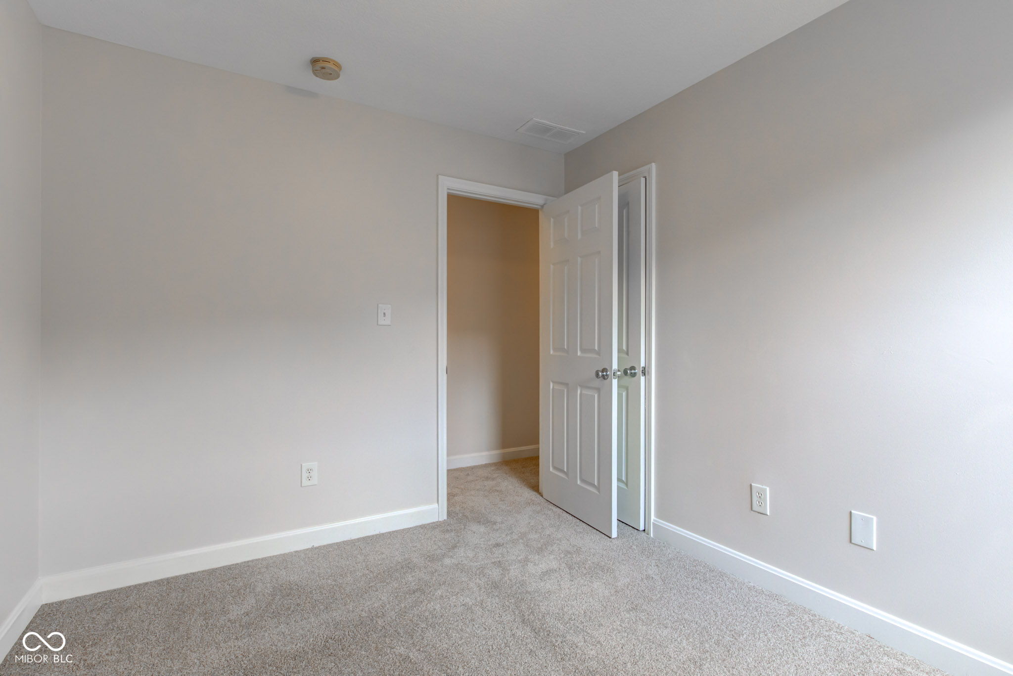 2053 Bellefontaine Street