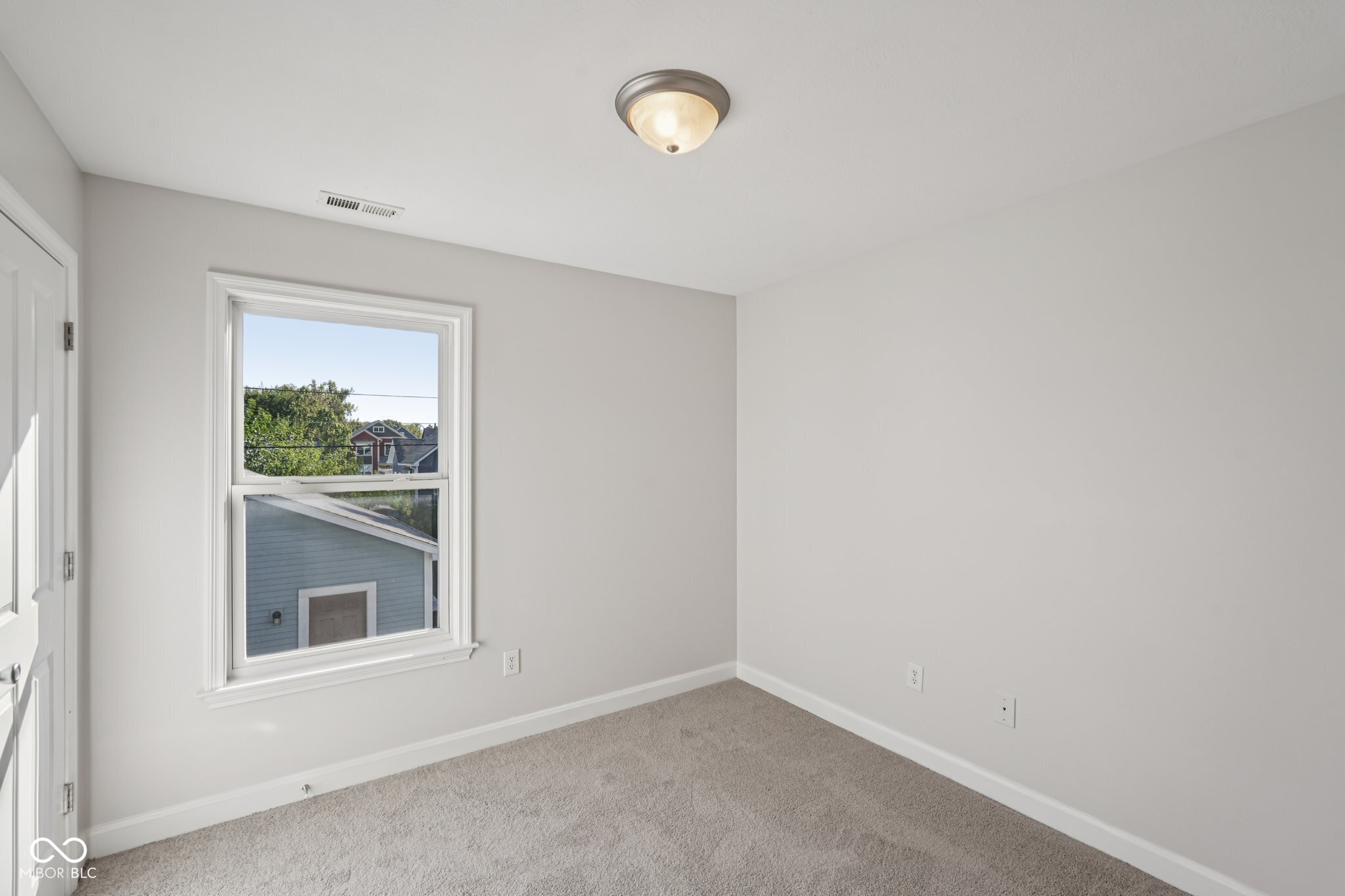 2053 Bellefontaine Street