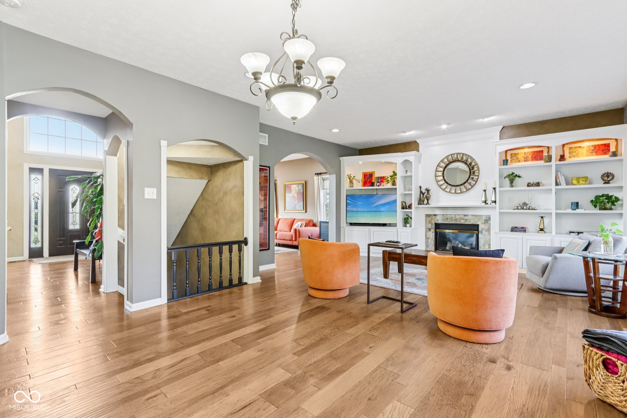 4100 Field Master Circle