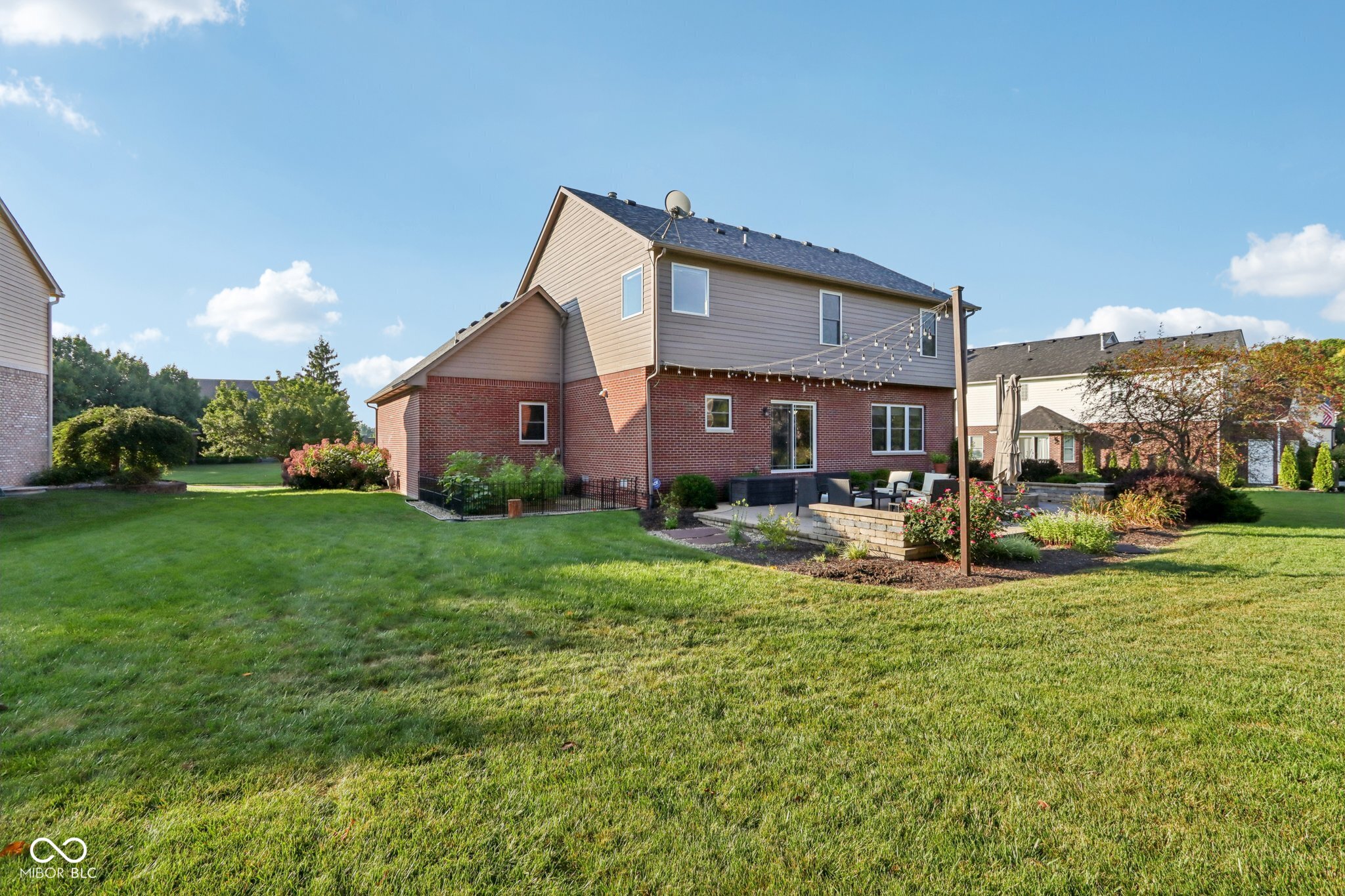 4100 Field Master Circle