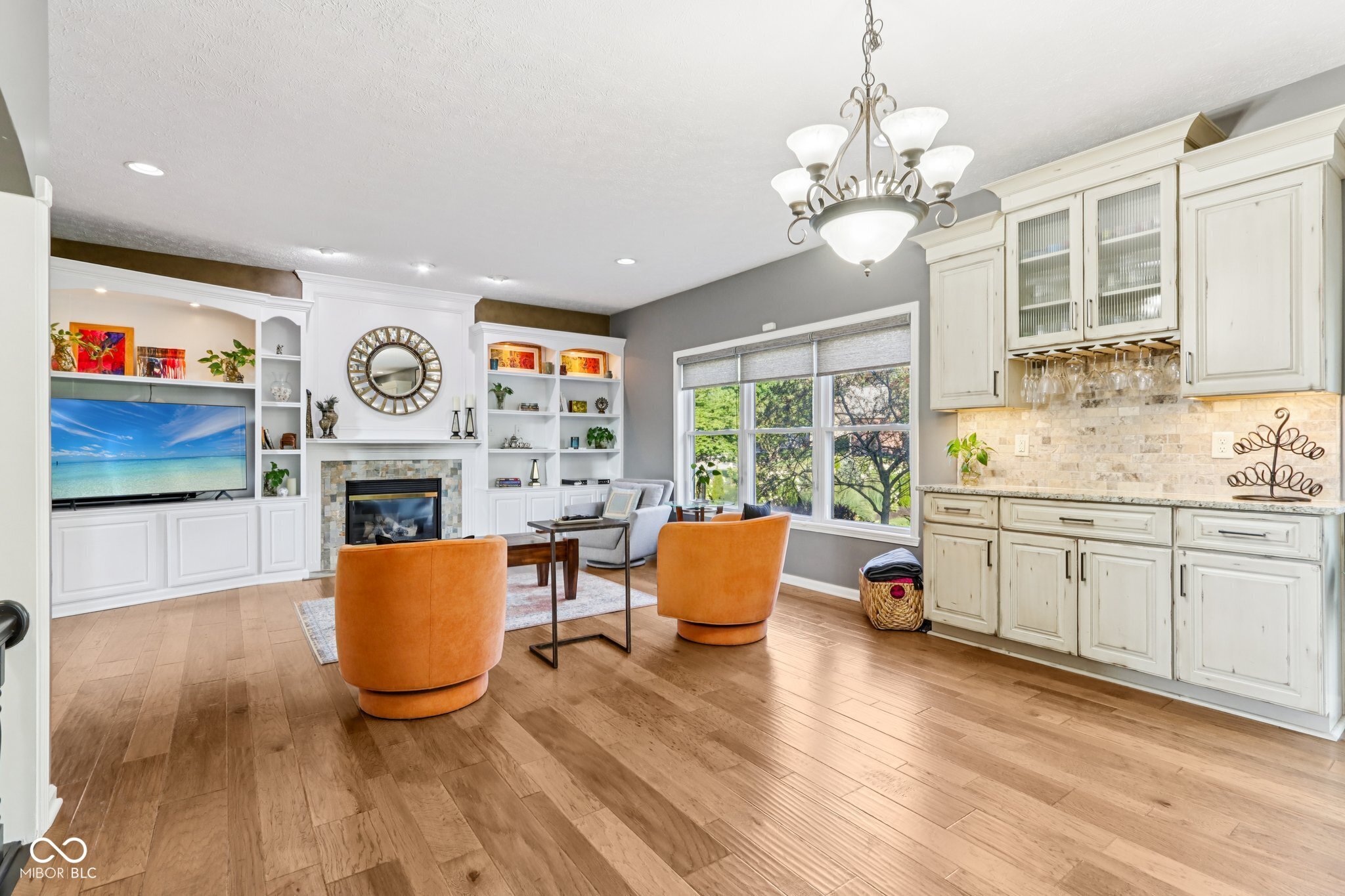 4100 Field Master Circle