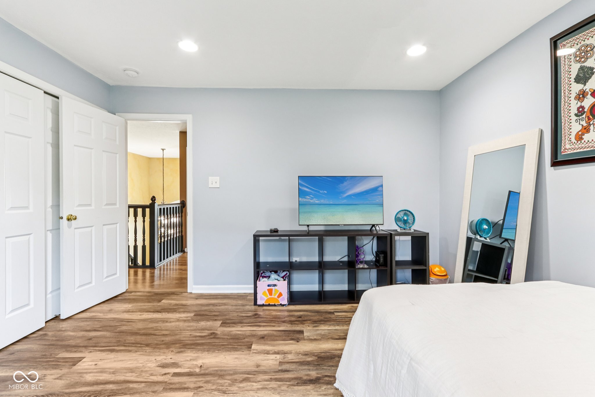 4100 Field Master Circle