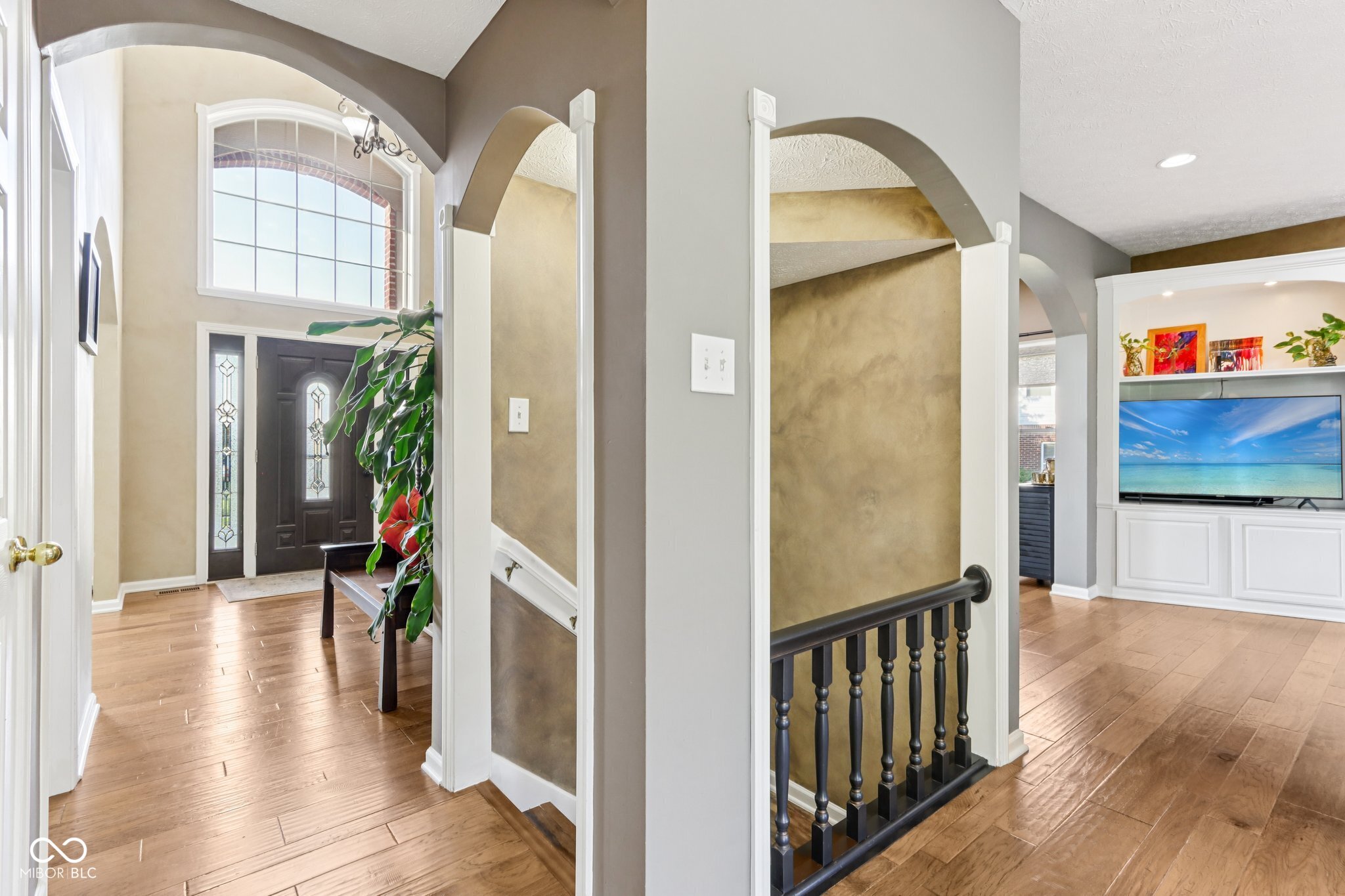 4100 Field Master Circle