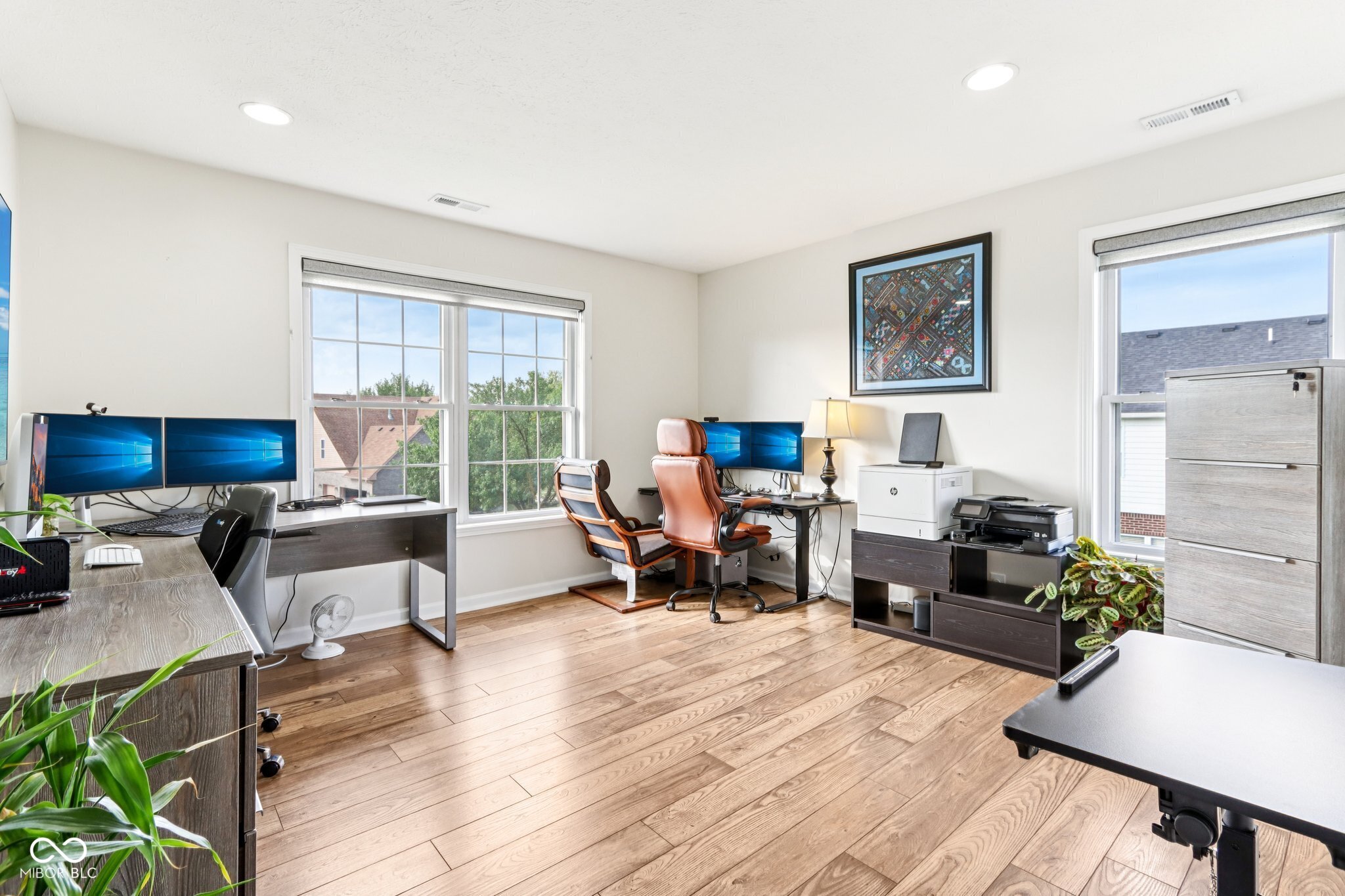 4100 Field Master Circle