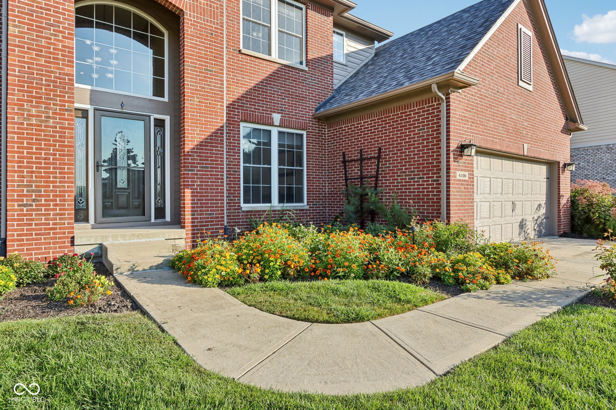 4100 Field Master Circle